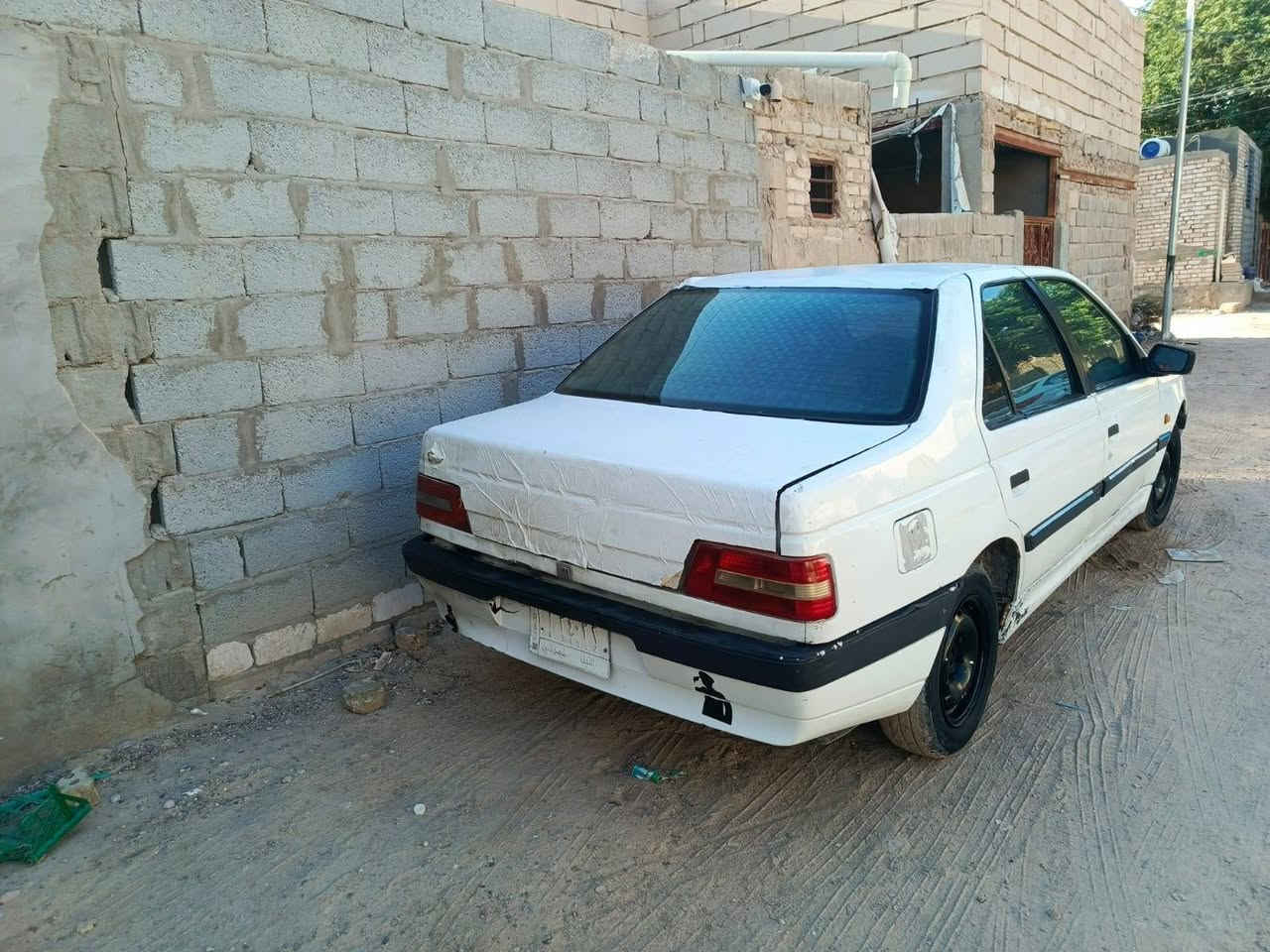 سلام عليكم بيجو 405 للبيع سياره عاوزه ترتيبات كير ومكينه انضاف تبريد شغال كهرباء كلها شغاله تخم تايرات جديد. .. السعر17
***********
