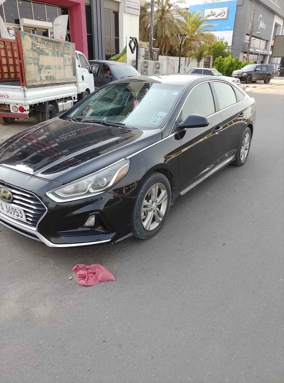 سوناتا للبيع موديل 18
بيه بنيد وجاملغ محرك 2400
 سعره 118
مكاني نجف ***********
