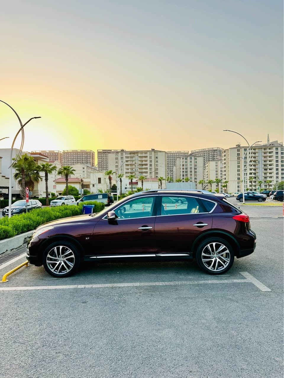 للبيع بسعر نيسان سني و مكفولة كفالة عامة من الصبغ و حادث السيارة ايد واحد من الوكاله لحد الان 💯

INFINITI QX 50 2017 

للبيع فقط بدون مراوس 

اخوان السيارة صفر شركة اربيل ضمان دولي مكانين صغير تعديل و شبر تكحيل لا داخل لا ضربة لا ارباك 💯 سونار موجودة

موديل : 2017
محرك : V6 ستة سلندر بانزين 3700 الوحش 😉
ماشية : ١٣٠ الف كيلو
لون : عنابي و دواخل عنابي هم 😍
نسبة نضافة : 97% 
رقم السيارة : اربيل الجديدة
مكان السيارة : اربيل شارع ٦٠ 📍
سعر المحروسة : 118$ 💰 ورقه فقط تفليش و تدمير الاسعار جوة السوك و بلاش بلنسبة للمواصفات و موديل 💯

رقم موبايل : 

***********
***********

اخوان السيارة مواصفات فول الفول للأخير ٥ كامرات و سلايت و بيبان بصمة و كشنات خزن و هيتر و سستم سماعات بوس مع امبريفاير بلادية و بعد كلش اهواي مواصفات 😉

فحص و هزة و سنوية جديدة و السيارة بأسمي تحويل مباشر نفس اليوم دينار غرامة ما عليها

محرك و گير كفالة عامة صدر و تخم تاير جديد و تبريد ماشاء الله ثلج ما تتحمل كدامه 😍💯

اخوان سعره جداً مناسبة و السيارة نضافة فول جداً حلوة بل عافية على يأخذه ايد واحد من الوكاله لحد هذا الدقيقة و سيرفز مالته كله بل وكاله 💯❤️❤️❤️ أربيل, العراق
