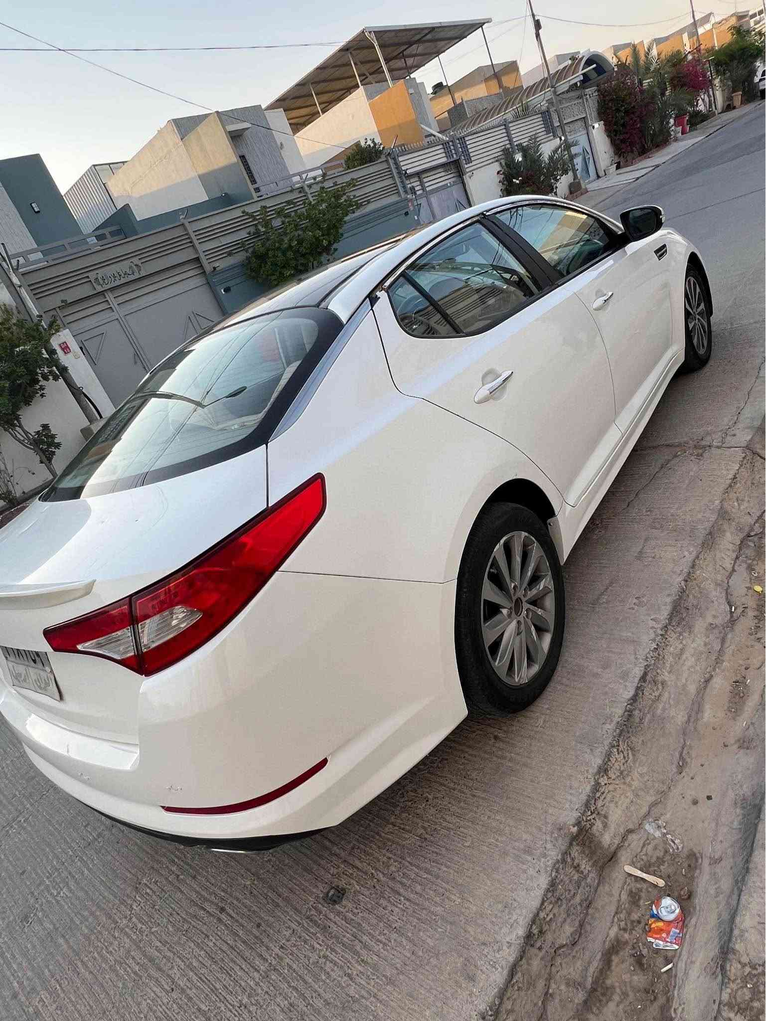 ا كيا أوبتيما خليجي  السعر 84وبيه مجال 
-موديل 2014 VIP بنوراما 
-فول مواصفات بيه 4 قطع صبغ بدون دواخل 
-تحم سترين جهتين 
-مري شفط
-تبريد قطعتين
-لدات امامي خلفي 
تبريد خلقي -
-حساست امام خلفي
-ويل كروم 
-تخم تاير
-باتري جديد 
-مكينه 2400 دووش 
-تبريد شغال
وبعد موصفات هواي         
 رقم أربيل الماني  الأستفسار *********** النجف, العراق
