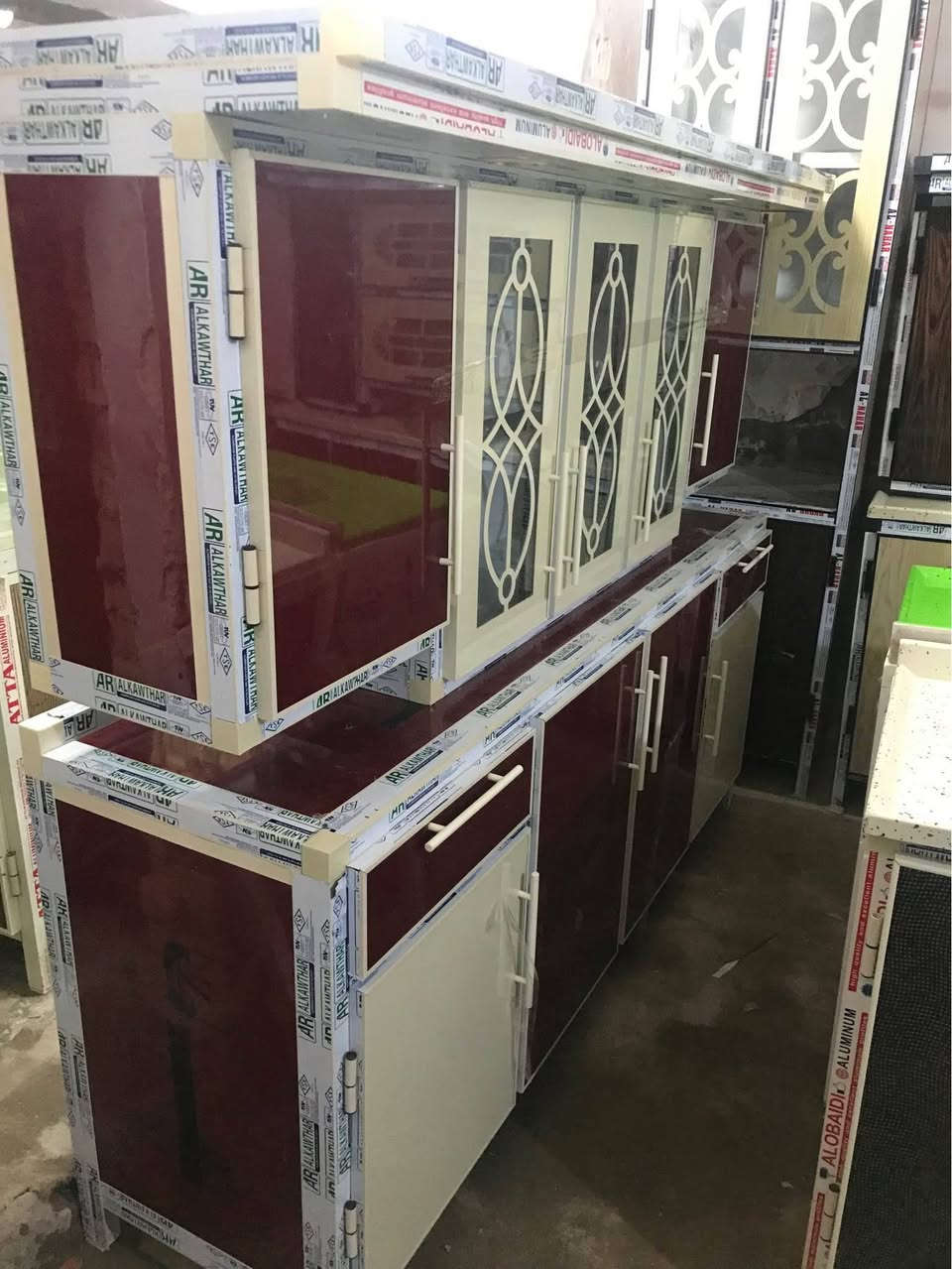 تخفيضات كاونترات مترين شرط شرط التزكام بليت واحد ملم نرماده حفر جرارات شفط نقش cnc تاج وكلوبات شغل درجه اولى ب400 واذا وياه سنك متر وربع مرمر ب600 يصير اللون حسب الطلب العنوان ناصريه شارع الاخلاص *********** ناصرية, ذي قار
