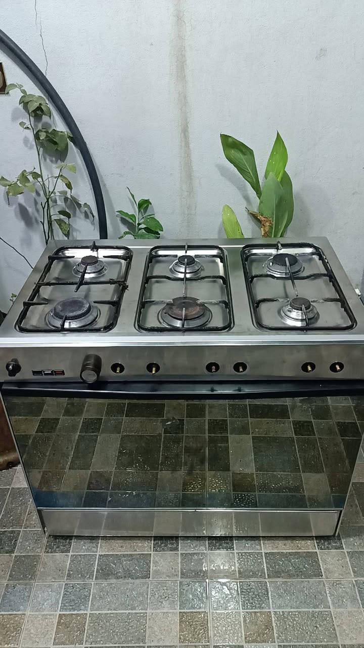 طباخ عشتار الأصلي نضافه فوول شغال كامل
سعر 85 وبي مجال قليل 

عنوان حي انتصار شارع 60 

***********|***********
