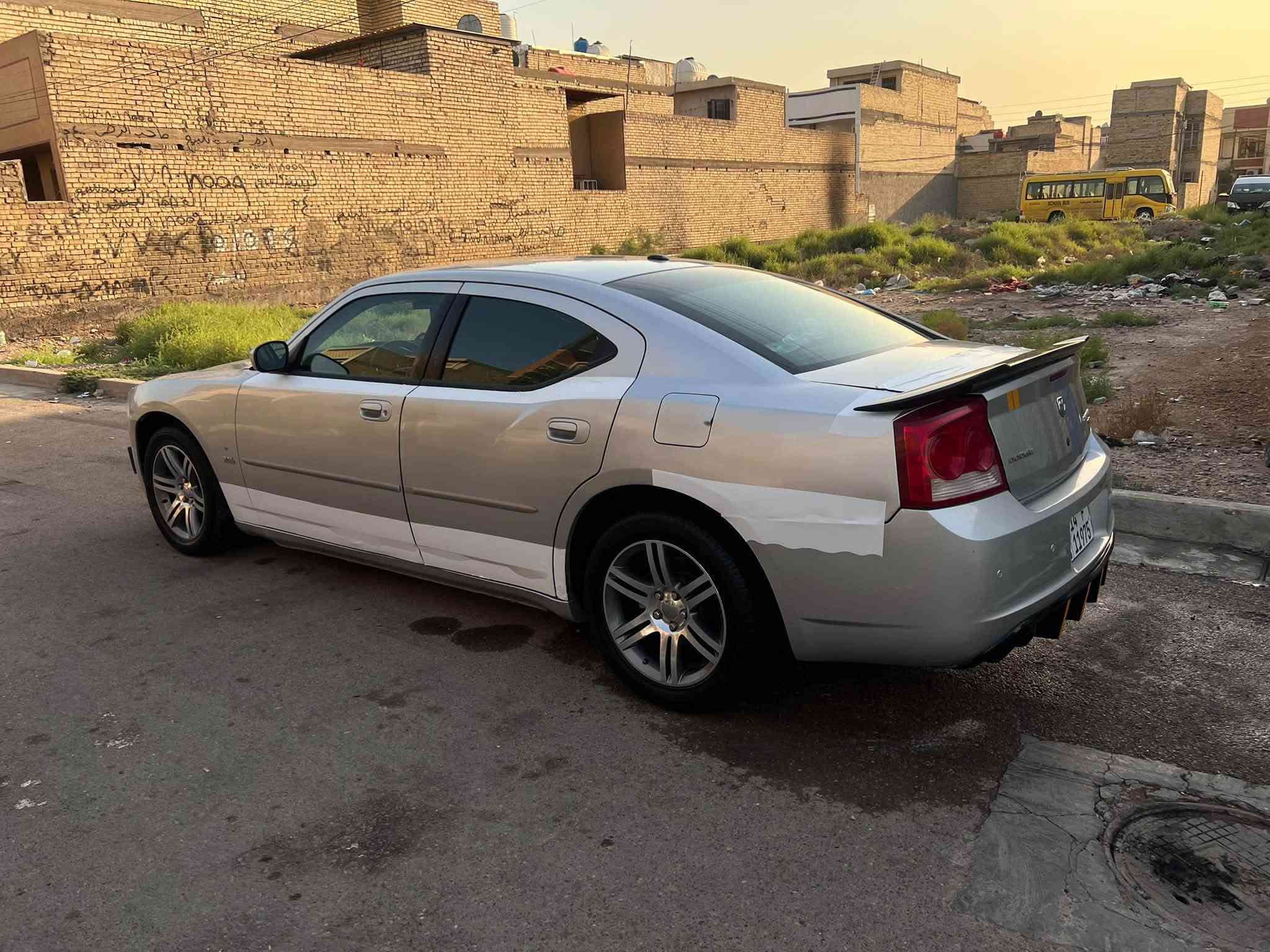 سلام عليكم اخوتي
سياره جارجر 2010 خليجي محرك 3500 اصل 
سياره مكفوله من الحادث ولتبديل بيها صبغ عل كد الخياسات 
سياره مكطوع القايش مال التايمن كيس وسياره حاليا ماتشتغل ابيع عل وضعها الله شاهد سياره كلش نضيفه من كهربائيات وضفيره وحته مكينتها جانت بل كارتون بس قايشها نكطع سياره تنباع عل وضعها يعني تجي تاخذ كوم حديد 
عنواني بغداد 
رقم سياره بصره مميز وبسمي تحويل ثاني يوم رقم وسنويه جدد 
سعر 80 وبيها مجال عل كد جيتك 
ملاحظه من تجي جيب وياك كرين 
***********
