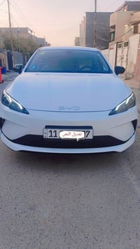 BYD c5 موديل 25 رقم بغداد مميز  باسمي سنويه وهزه جديده  مكفوله من الصب...