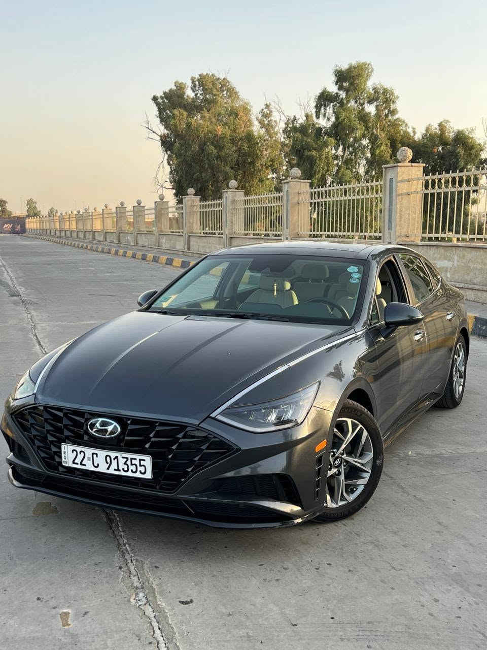 السلام عليكم
سوناتا 2022
sel plus مواصفات
ماشي 22 الف ميل 
السياره ضررها دعاميه اماميه فقطط 
بدون دواخل شرط بدون ايرباك وكير و مكينه بشرط
بيها  صبغ هلال الجاملغ الخلفي  اثر جلخ بسيط وتعديل بارد اصبع يم اللايت الامامي
السيارة حيل نظيفة
السعر 178 وبيها مجال بسيطط
للتواصل : ***********

نص مكتوب في الصور:
- 8 / 10 bid.cars