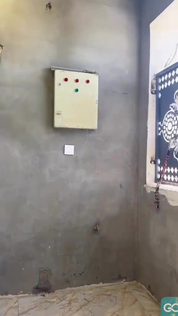 السلام عليكم ورحمة الله وبركاته 
بعد إذن المسؤل عن الصفحه 
مشتمل للأيجار  طابق ثاني المساحة ١٠٠ متر يحتوي على خطار و مطبخ وصحيات و غرف نوم عدد ( 2 ) الموقع الخمسه كيلو حي الزيتون .. 
للتواصل وكافة التفاصيل الاتصال على 
***********
