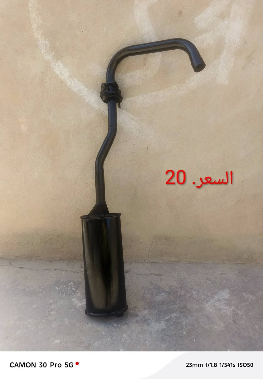 السلام عليكم يوجد صالنسات للبيع الاستفسار اتصل  
***********

نص مكتوب في الصور:
- السعر 20
- موديل 24
- السعر 15 موديل 20
- السعر. 20
- السعر 15