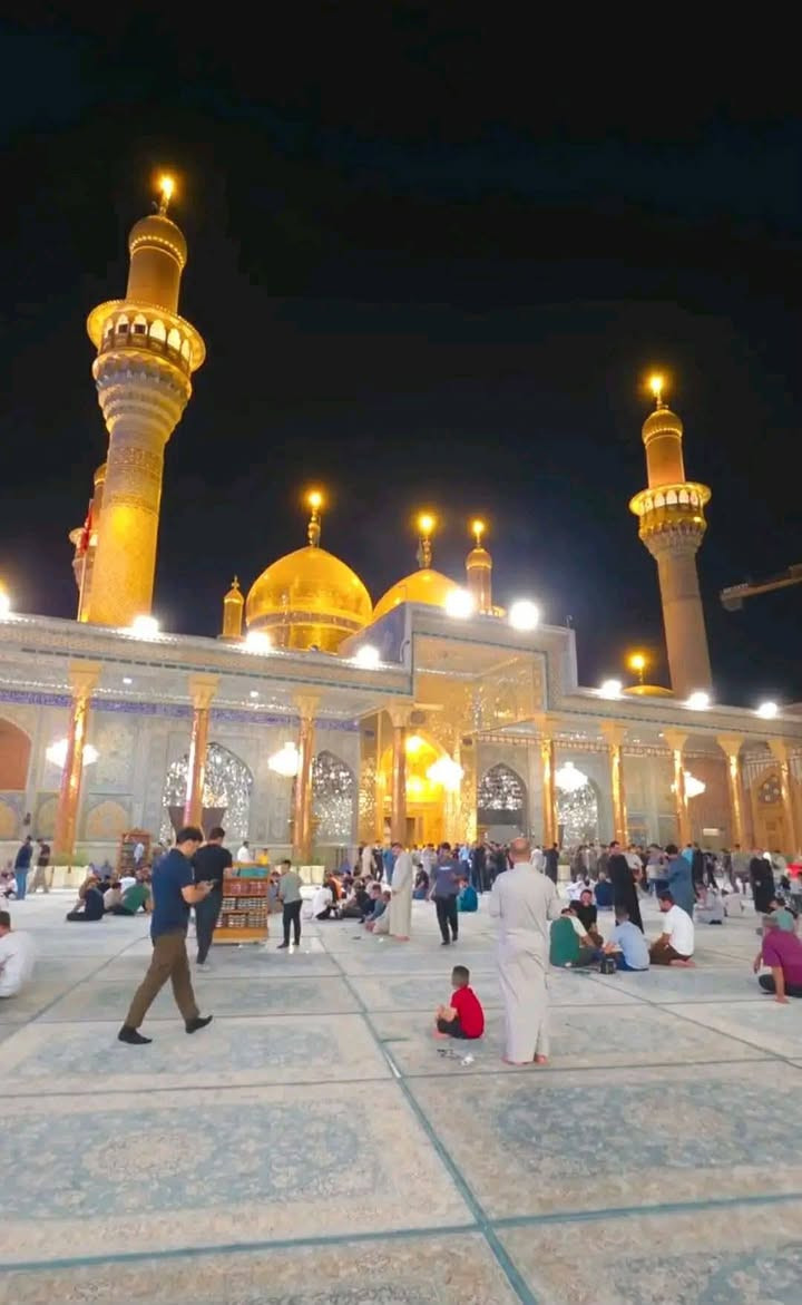 النجف الاشرف • مسجد السهله • المقبره القديمه