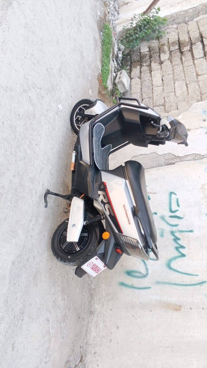 ماطور سي ار شركة الجواهر مواصفات 3نمر ماطور نضيف حيل ملف 1500w ستة بطاريات وشرط الفحص ليت زينول اشاير كلشي شرط يمشي حقيقي 60 السعر واتساب العنوان موصل الأيمن استفسار خاص واتساب ***********
