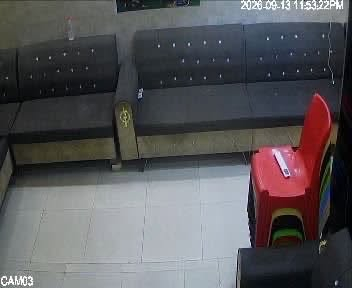 سلام عليكم للبيع تخمين قنفات 20 مقعد جانن بكوفي بيهن حرك فحم قليل 
سعرهن 250 الف مكاني بغداد مدينه الصدر ساحه مظفر ***********

نص مكتوب في الصور:
- CAM05 2020-09-13 11:53:06PM
- 2026-09-13 11:54:17PM CAM08
- 2020-09-13 11:53:22PM CAM03