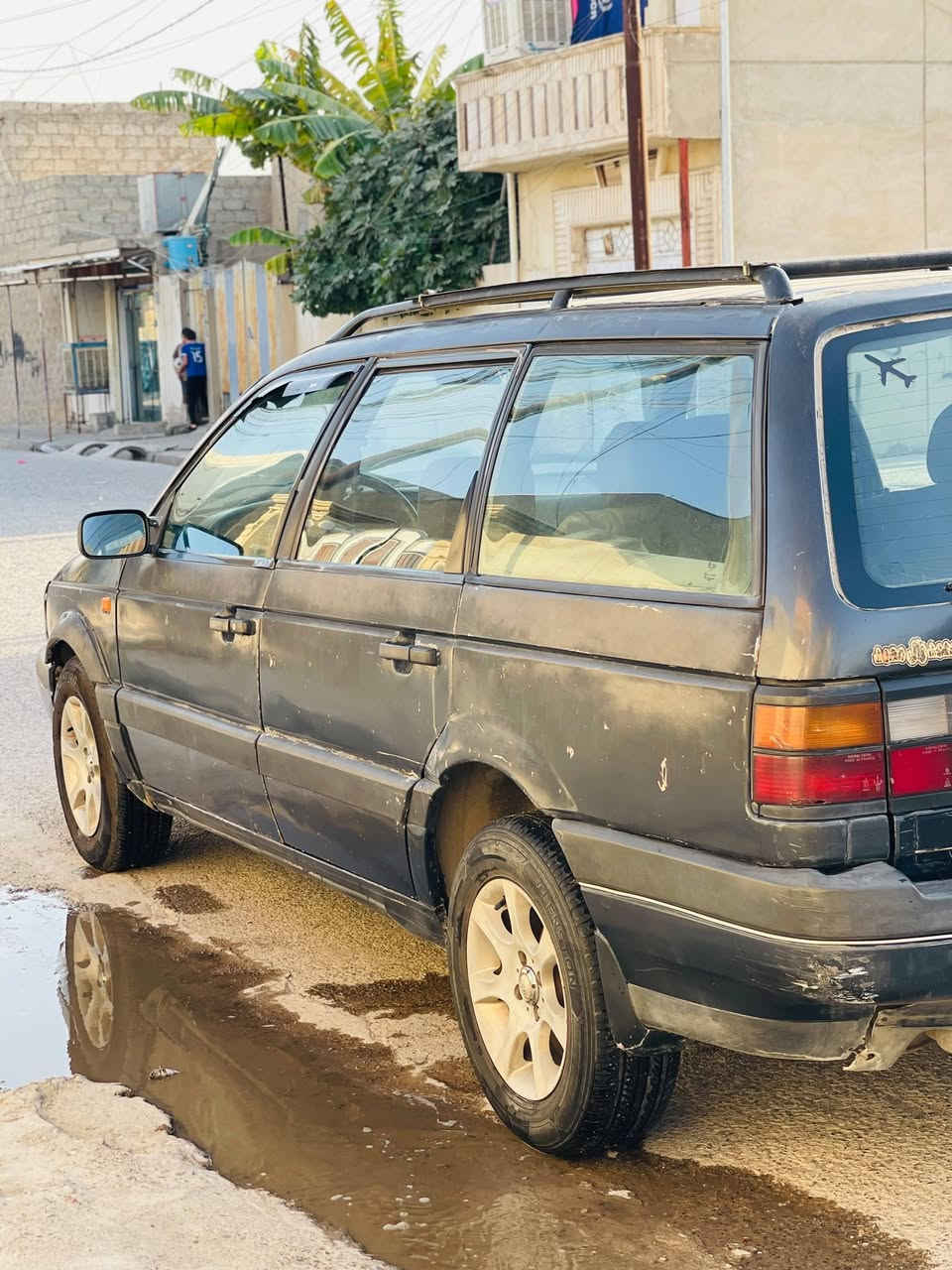 سياره باسات للبيع موديل 92رقم دولي كير ومحرك شرط
السعر 24 بيها مجال 
الرقم ***********
