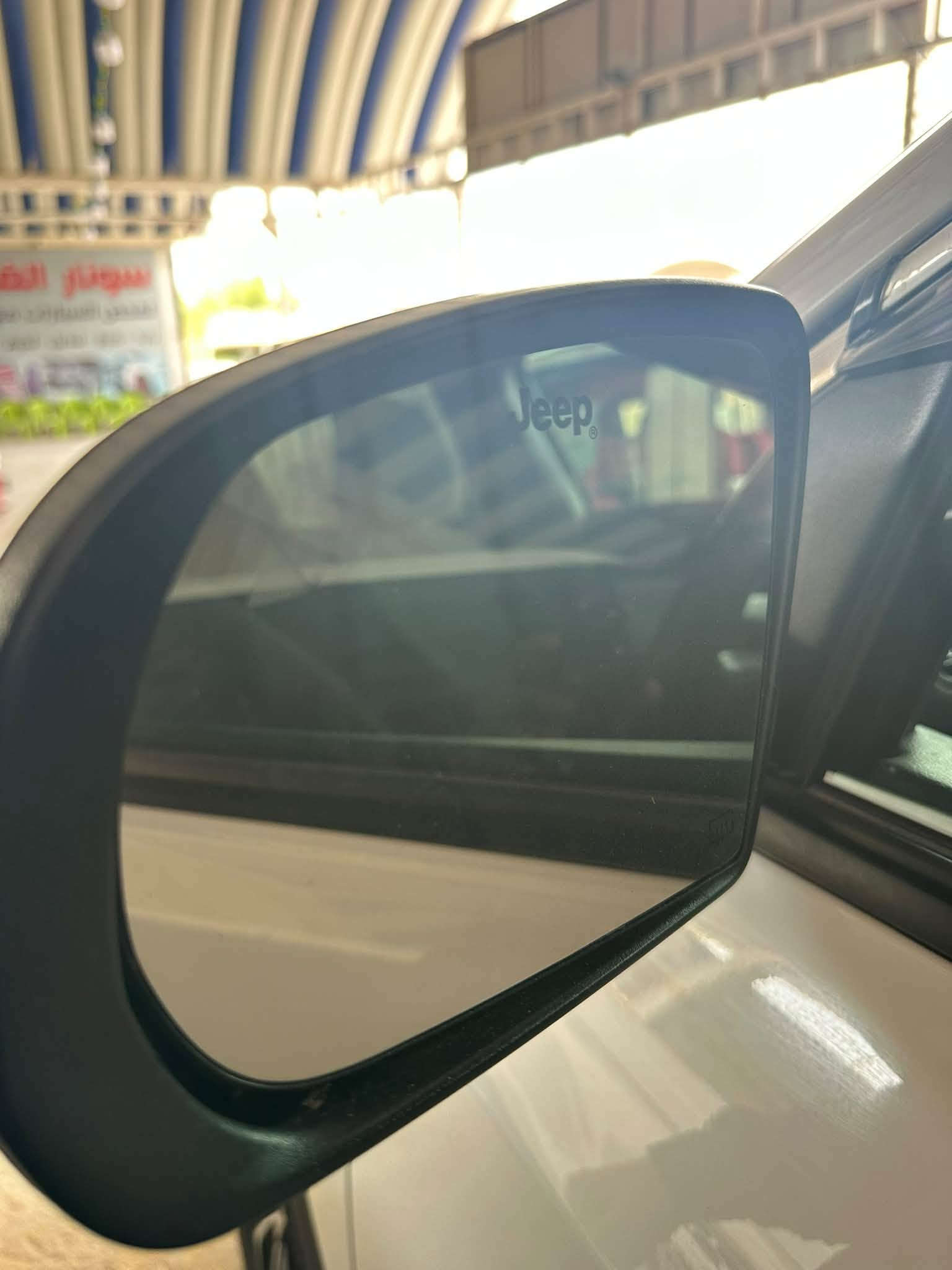 جيب كومبارس مديل 23 زيرو ماشيه 2000 فقط حاث قطعتين فقط سعر ب140 مكان نجف تليفون ***********
