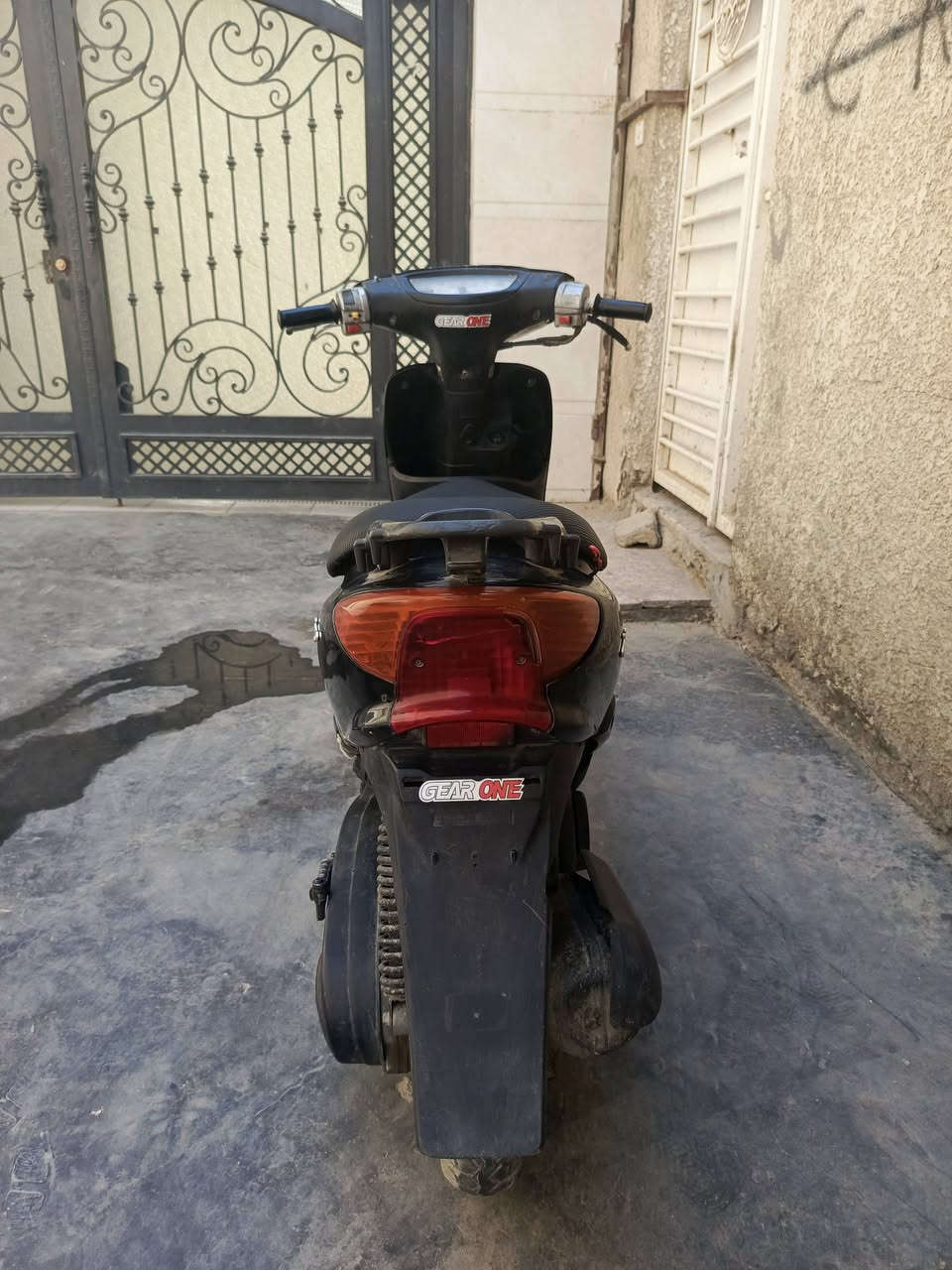 السلام عليكم للبيع دراجه ستين عصفورية المحرك ما مفتوح نقصها سلف و الكيجات والكلوبات شغالة هندر واحد السعر 225 بغداد الطي ***********
