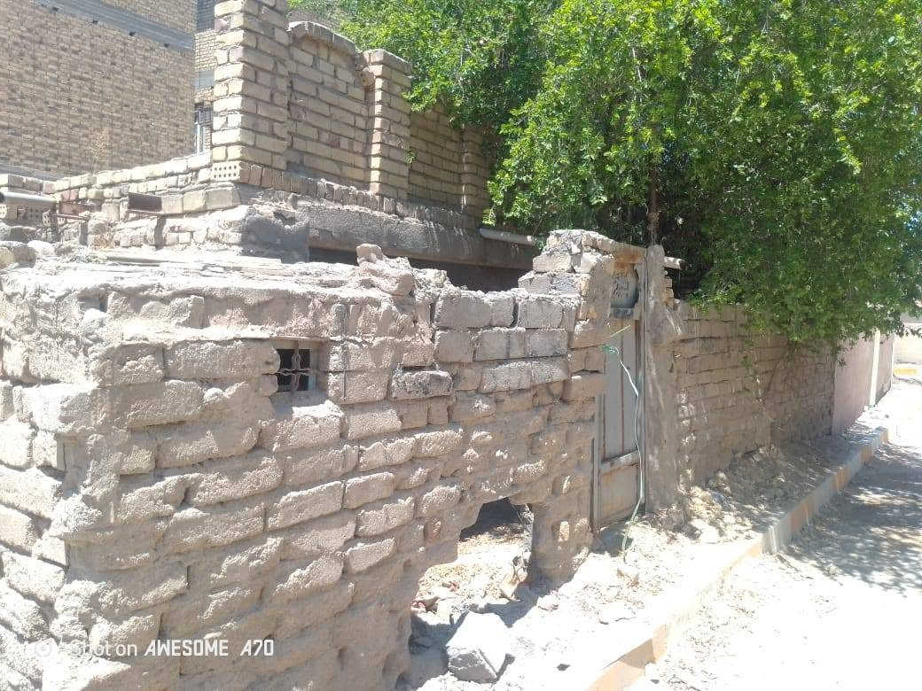 سلام عليكم ورحمة الله وبركاته توجد لدينا قطعه طابو بلفظليه مساحه 145متر خلف مستوصف النور شارع البريد سعره 35وبيه مجال نشأ الله الاستفسار على هذا رقم واتساب ***********@@
