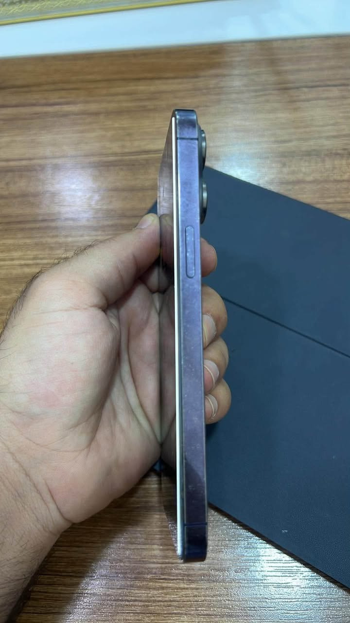 آيفون ١٤ برو ماكس • شاشة بيها خط • ظهر مكسور
