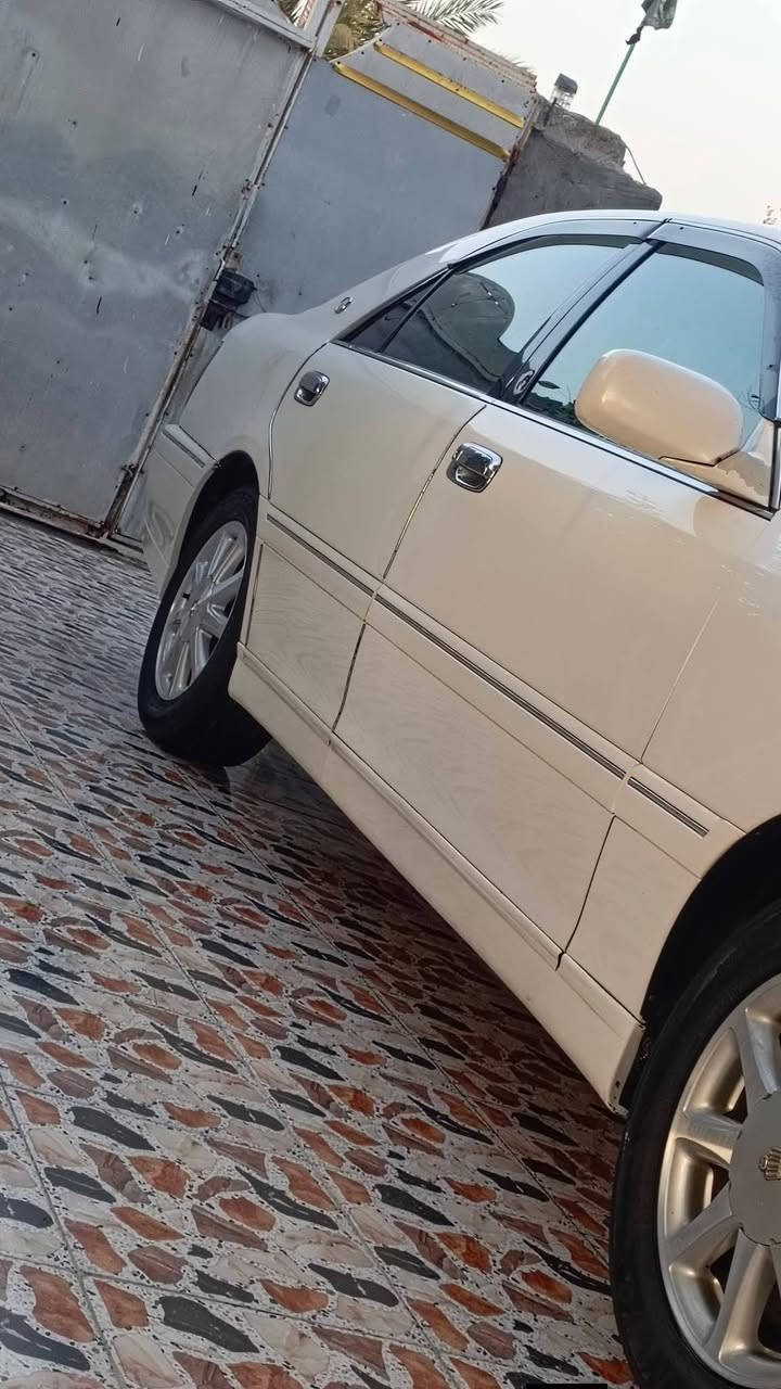 سلام عليكم ملكه البيع كصه قماره فقط باقي كفاله عامه مكينه ديفور كبير شاصي 75 جلد سياره بلاد بسمي 3 دكم رقم بصره تبريد شغال حداده ميه ميه تخم تأير جديد سعر 125 وبيه مجال مكان بصره كرنه ***********
