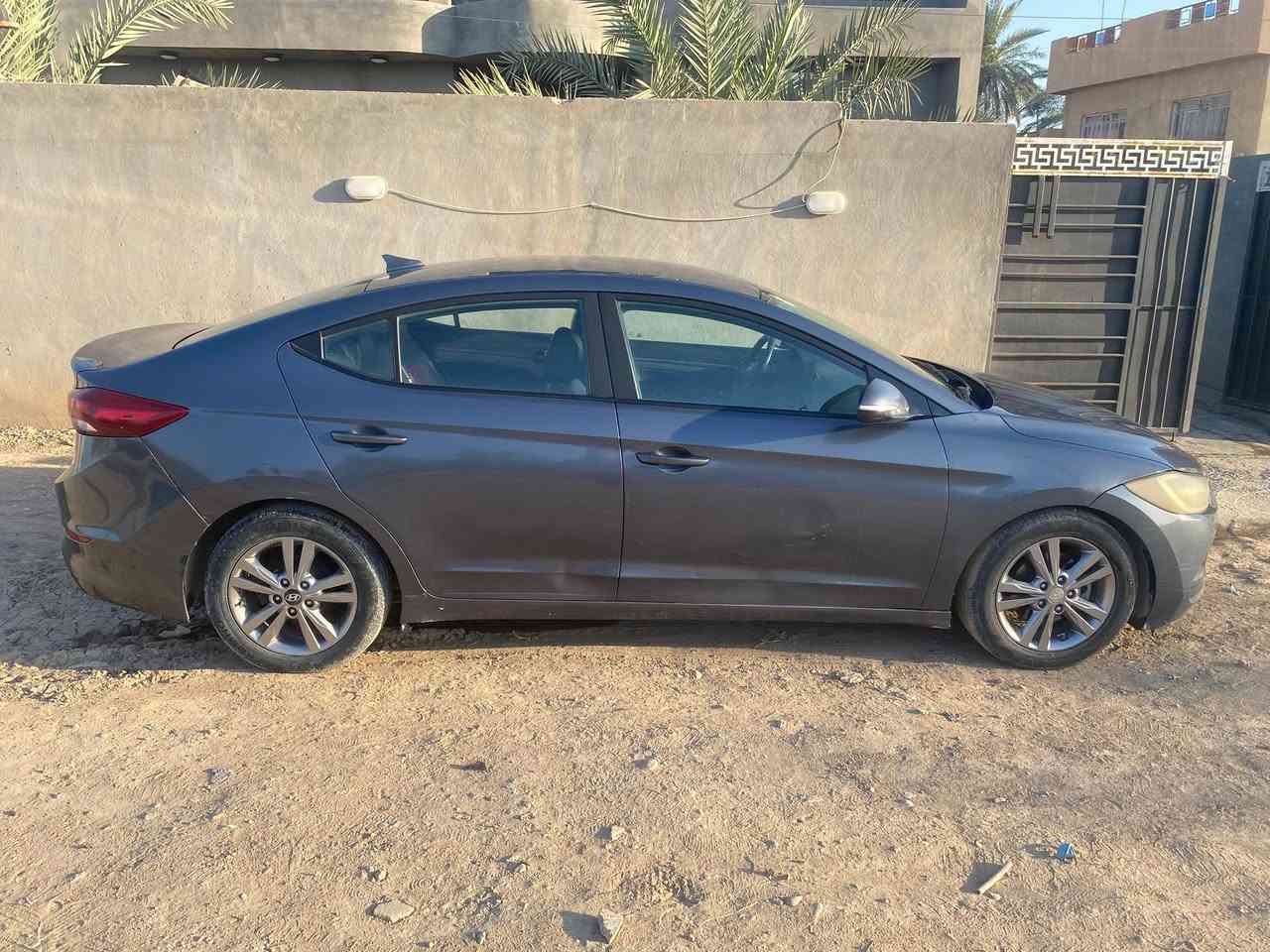 النترا 2028 محرك دوش 2000 ماشية 330 كيلو حادثها جاملغ امامي جهة السايق وبيها حادث خلفي بسيط السعر 105 وبيها مجال مكاني بغداد للاستفسار ***********

نص مكتوب في الصور:
- استخدام الصورة إعادة التقاط