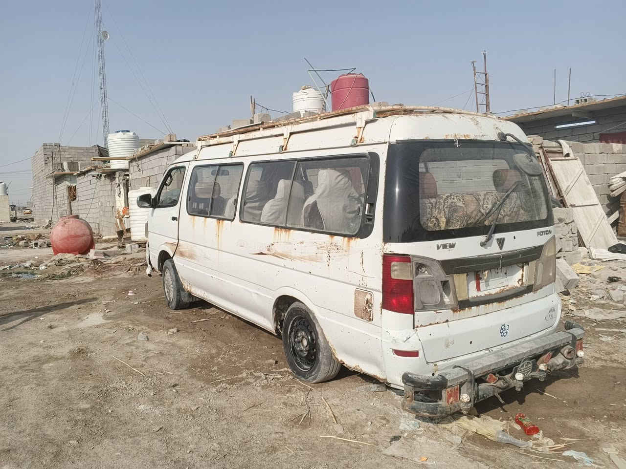 فتون 2010 للبيع – 14 راكب 🚐
السيارة للبيع كوم حديد، وراعيها موجود في العمارة، والجاد يقدر يتأكد من أصوليتها، وأعطيه رقم صاحبها للتواصل والتأكد.
🔹 الموديل: فتون 2010
🔹 الحمولة: 14 راكب
🔹 الهيئة: على المشتري
🔹 الضريبة: مدفوعة لحد 2020
🔹 السعر: 20 ورقة، بيها مجال 
🔹 المكان: البصرة – الحيانية – شارع القائد – مقابل موسى الكاظم
📞 للاستفسار: ***********

نص مكتوب في الصور:
- 1 2 3 4 5 6 7 8