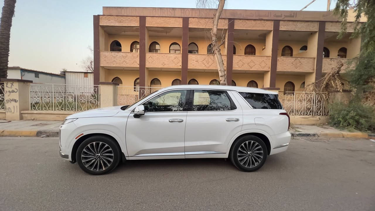 السلام عليكم 
هيونداي بالسايد كالكرافي 
موديل 2024 
فول مواصفات اعلى فئة بالبالسايد
رقم اربيل بأسمي تحويل مباشر 
ماشية  20الف ميل 
الضرر جاملغ تبديل وباب صبغ
بدون ايرباك 
صور الحادث مرفقه بالمنشور
السياره جديده كلش دخول جديد
السعر 298 ورقه قابل للتفاوض 
***********
