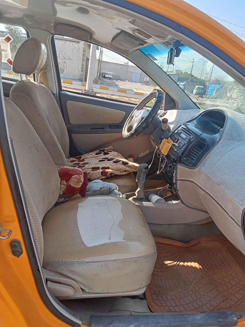 اللبيع جيلي ايم كي موديل 11كيرمحرك بلشرط 
صاحب السنوية خانقين تحويل فقط 
مكان السياره ديالى جلولاء 
السعر 33وبيهامجال
السيارة نضيفه خير من الله 
***********
