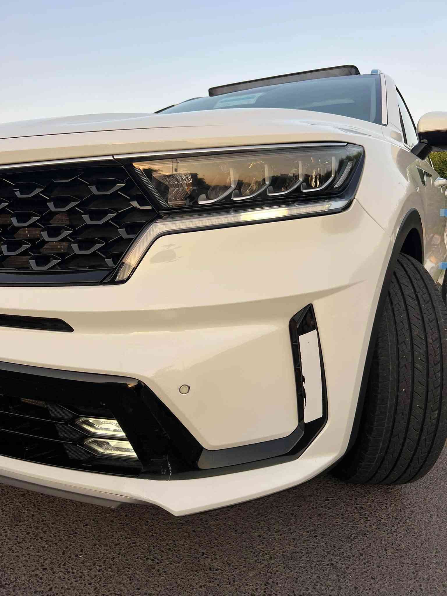 كيا سورنتو موديل 2023 فئة "الفول4x  كامل" (أعلى مواصفات)  دفع رباعي 4WD 
ماشيه ٢٢ الف
 محرك ٦سلندر ٧راكب ٣قطع تبريد بصمة بانوراما كشنين كهرباء جلد حار بارد مرايات كهرباء ٤ كامرات 
كير ماوس ٨ نمر شاشة تحكم استيرن حساس خلفي وامامي لد أمامي وخلفي دبل ايرباك بردات لايت زنون ٤عدسات هند بريك دكمه جنطه كهرباء شاحن لاسلكي دمام بدشبول  شفتات بالستيرن مانع انزلاق مانع انحدار 
  أوتو هولد درايف موود سيارة جديدة وجاهزه كلها على وضع الشركة مكفولة رقم انكليزي سنوية جديدة 
هزه ٢٦ جديدة 
بغداد البلديات للإستفسار اتصل 📞***********
