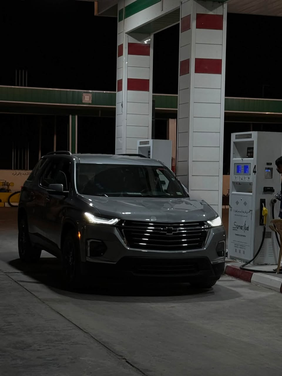 شيفروليت ترافيرس LT موديل 2023
🔹 وارد أمريكي
🔹 محرك 3600 V6
🔹 ماشي 70,000 كم
🔹 رقم بغداد باسمي
🔹 لون رمادي
🔹 السيارة حالياً نظيفة جداً ولله الحمد

⭐ المواصفات:

* تشغيل عن بُعد
* كراسي VIP
* رادار
* باب خلفي كهربائي
* شاشة
* كاميرا
* تحكم بالمقود
* جنوط سوداء
* وغيرها من المواصفات

🛠️ الحوادث:

ضررها بأمريكا كان بالخلف، وتم تبديل صندوق السيارة وإصلاحها.صور الحادث بالمنشور
وبعد وصولها للعراق صار حادث والسيارة كانت واكفة، مرت سيارة كية حمل وانفتح باب الحمل  الخلفي وضرب السيارة بالتكمه وصور الحادث قبل وبعد التصليح موجوده.

الحمد لله السيارة حالياً مرتبة ونظيفة، والفحص على المشتري وبأي مكان يختاره.

📍 الموقع: بغداد – حي الإعلام
💰 السعر: 253$ قابل للتفاوض
❌ لا أقبل المراوس / البدل

📞 ***********
