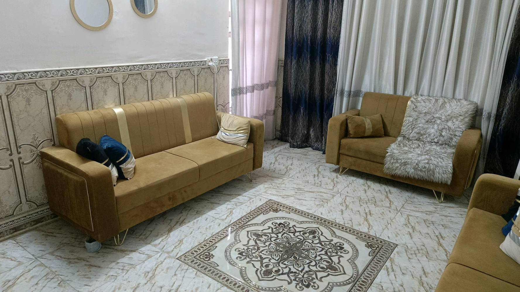 دار للبيع • تفاصيل بالمقطع
