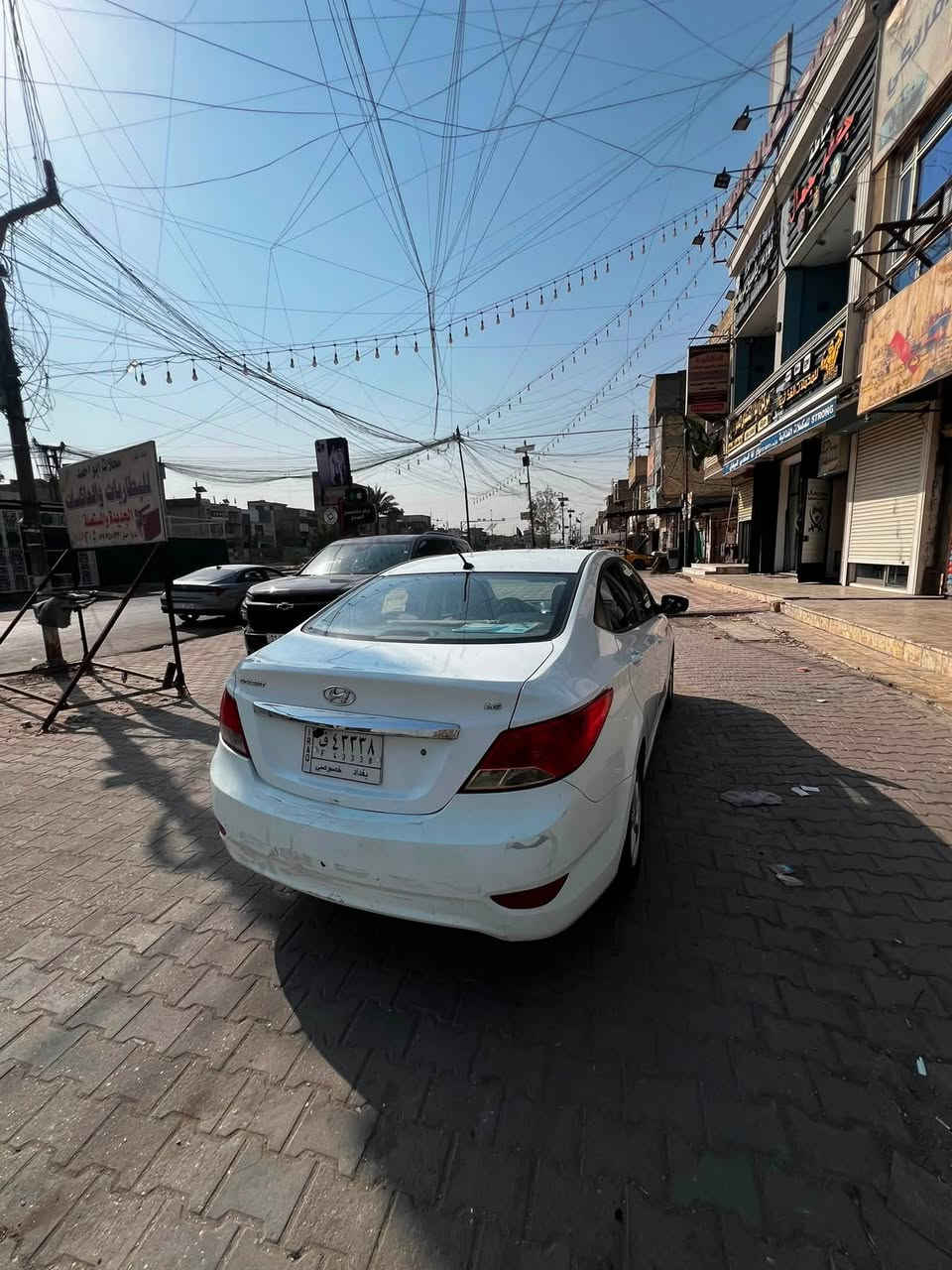 اكسنت ٢٠١٥ خليجي للبيع
ماشية ١٤٠ 

محرك ١٦٠٠ مجفت قبل ايام 

بيها صبغ اكثر من مكان ابيع حزام 

عدي الها دعامية امامي وخلفي وبطاين هدية ويه السيارة ممشدودات وهمين فريز جديد مستخدم فتره بسيطة 

مدينة الكيارة تقاطع السفارة ***********

بس العصر موجود 

٦٥ ورقة وتحويل ثاني يوم
