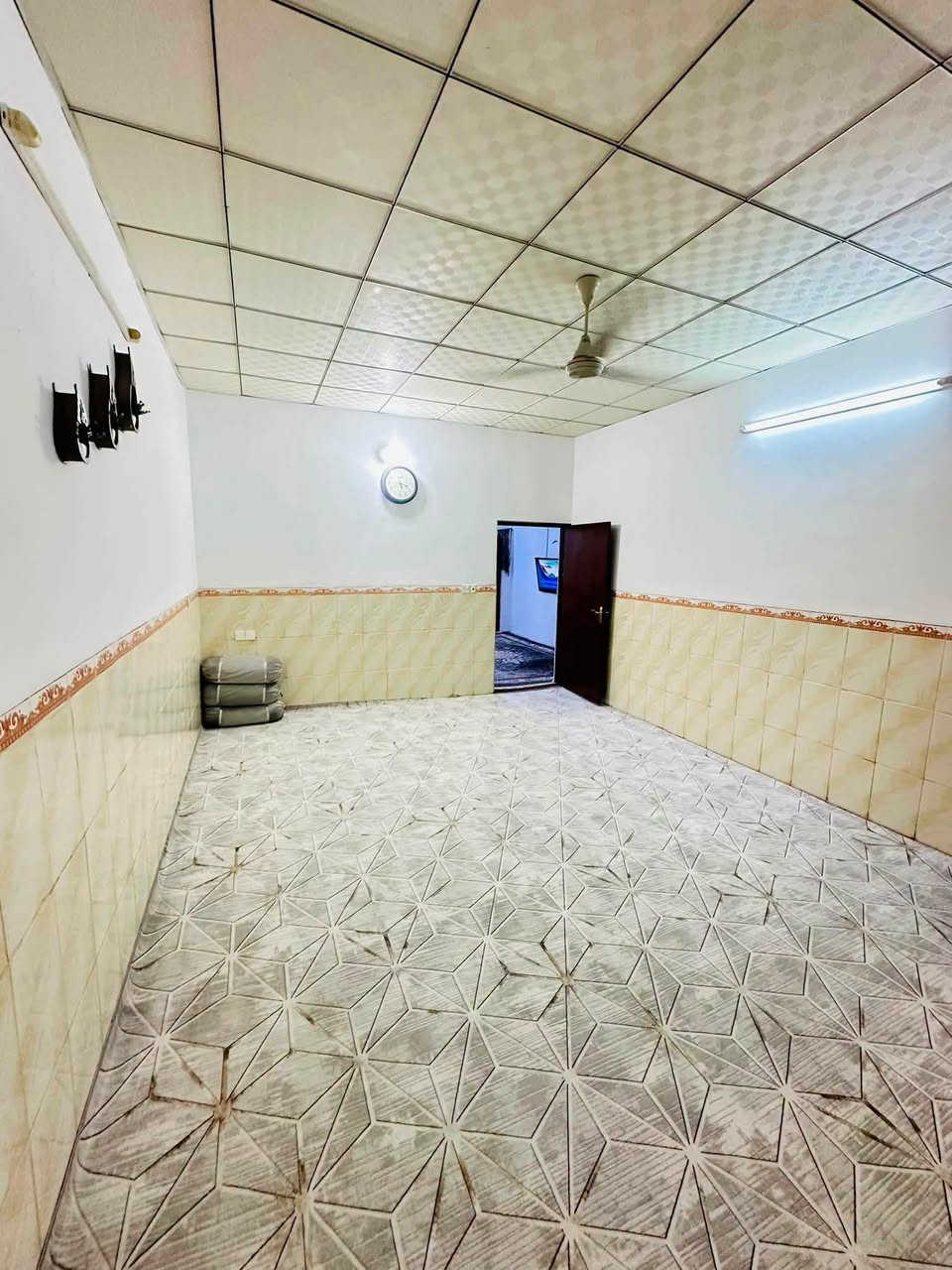 قه زاي ڕزگاری • ٢٠٠م • غرفتين