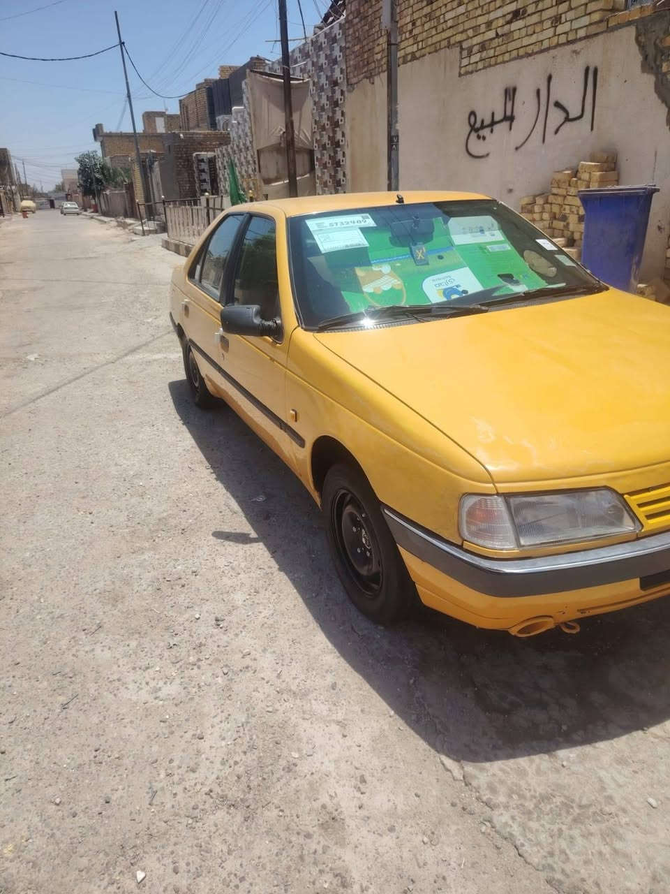 سلام عليكم بيجو موديل 2012 رقم ميسان كفاله السياره حلوه كلش يعني احله من الصوره مكينه وكير وتبريد وتخم تاير كله جديد اتصل وتدلل غير موجود عل فيس ***********

