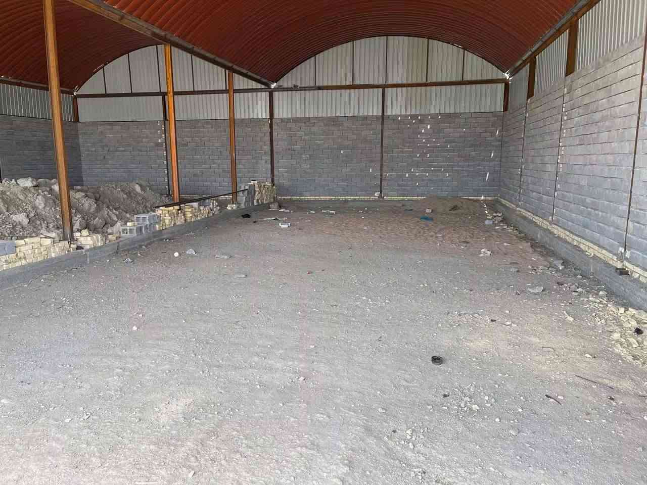 للبيع جملونات عدد 2 مساحه البناء 440 متر طريقه كرمه سوق الشيوخ موقع تجاري على الشارع العام وشارع فرعي العرض 10متر خدمات ماي وكهرباء ***********
