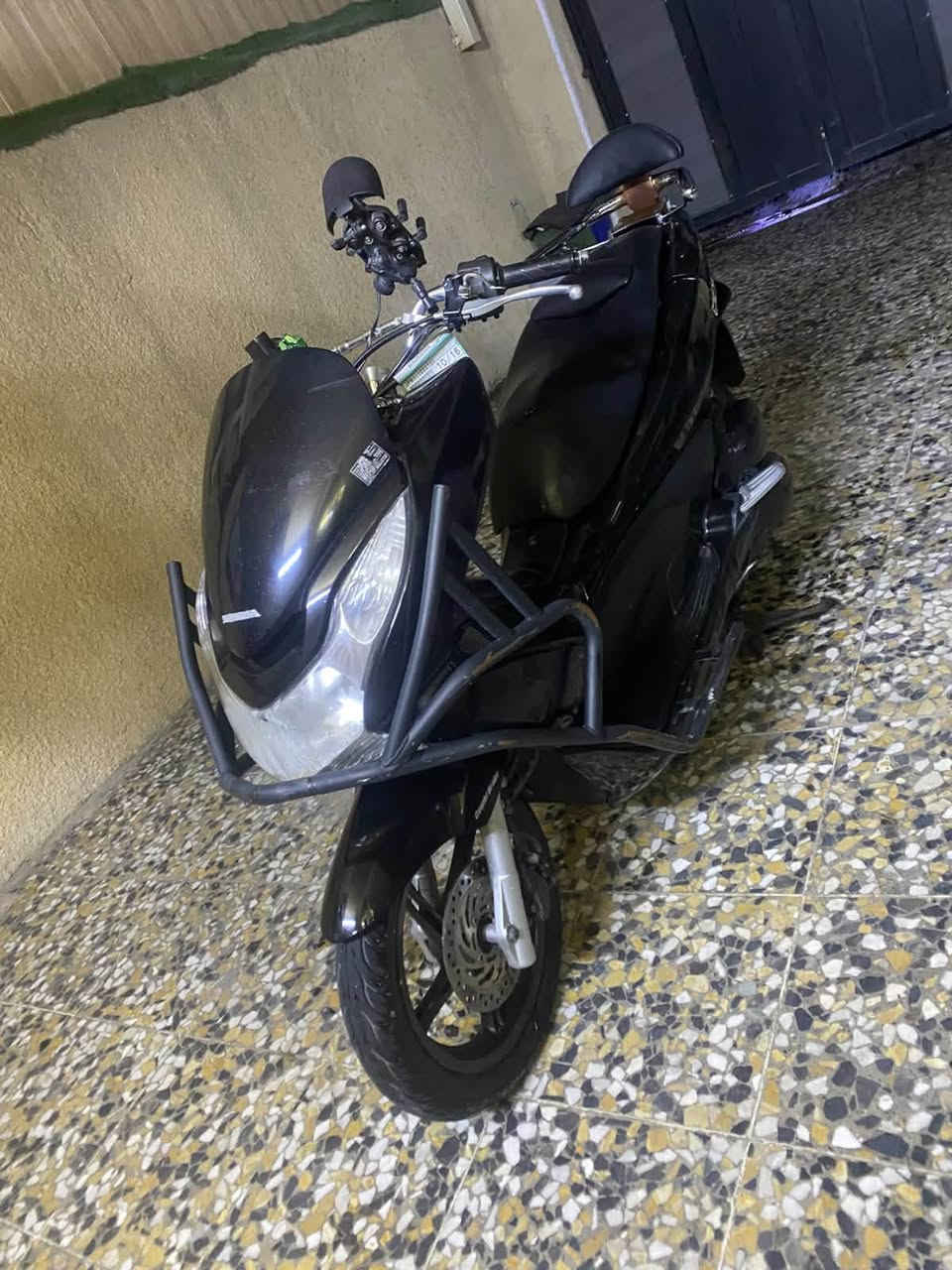دراجه pcx جيل الاول ياباني دراجه بلاديه ومكفوله جاهزه على اخر حبايه مابيه نقص دراجه مال رمبه سعره ١٥٠٠ مليون و ٥٠٠ وبيه مجال
مكان العبيدي

‭***********‬
