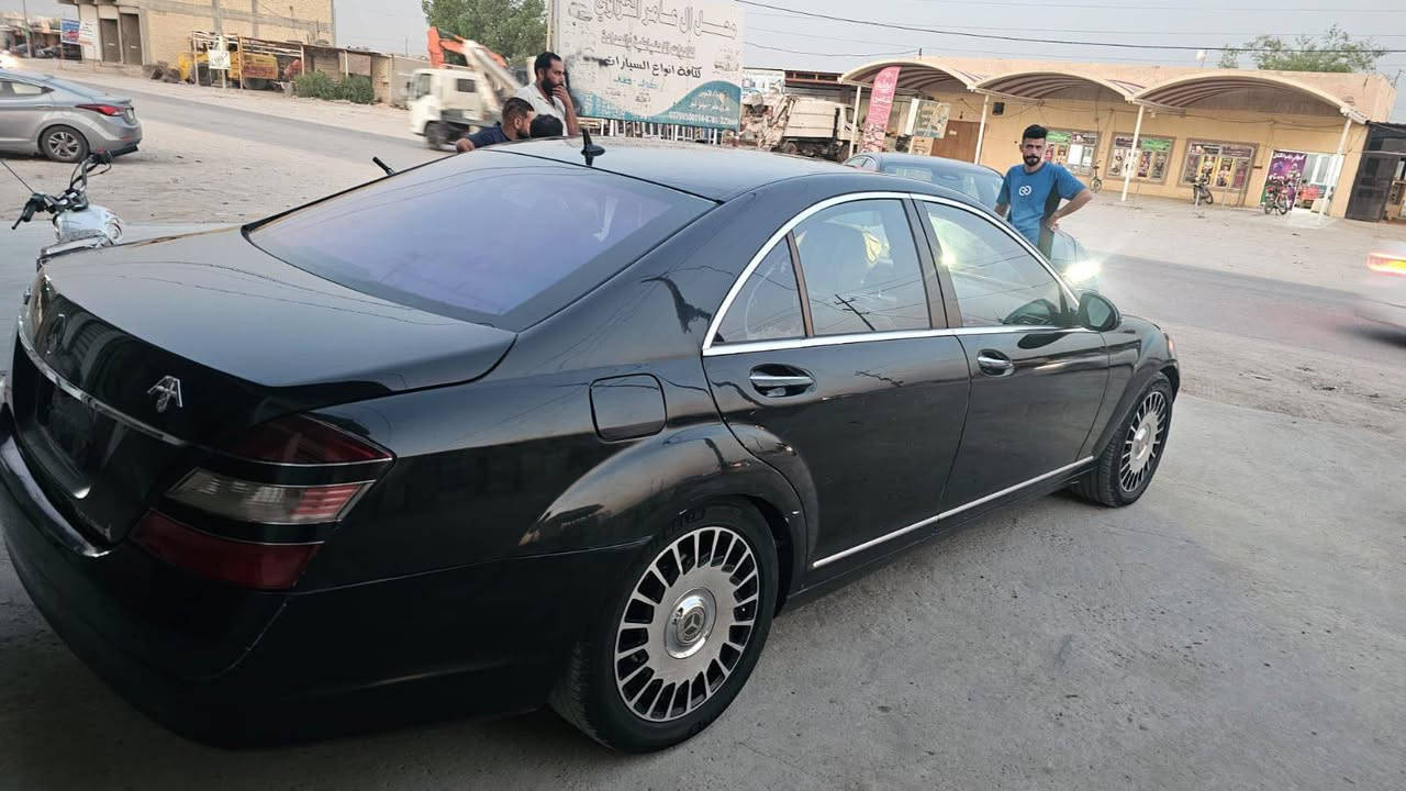 مارسيدس s350 2008 أصل 
فول مواصفات . تبريد ثلج 
كير ومكينة مكفول 
تحكمات كشنات 
كشنات تدفئه وهواي بيها مواصفات 
حدادية اماميه نص عمر 
السعر 55 
التواصل واتساب
 ***********
مكاني ديوانيه
