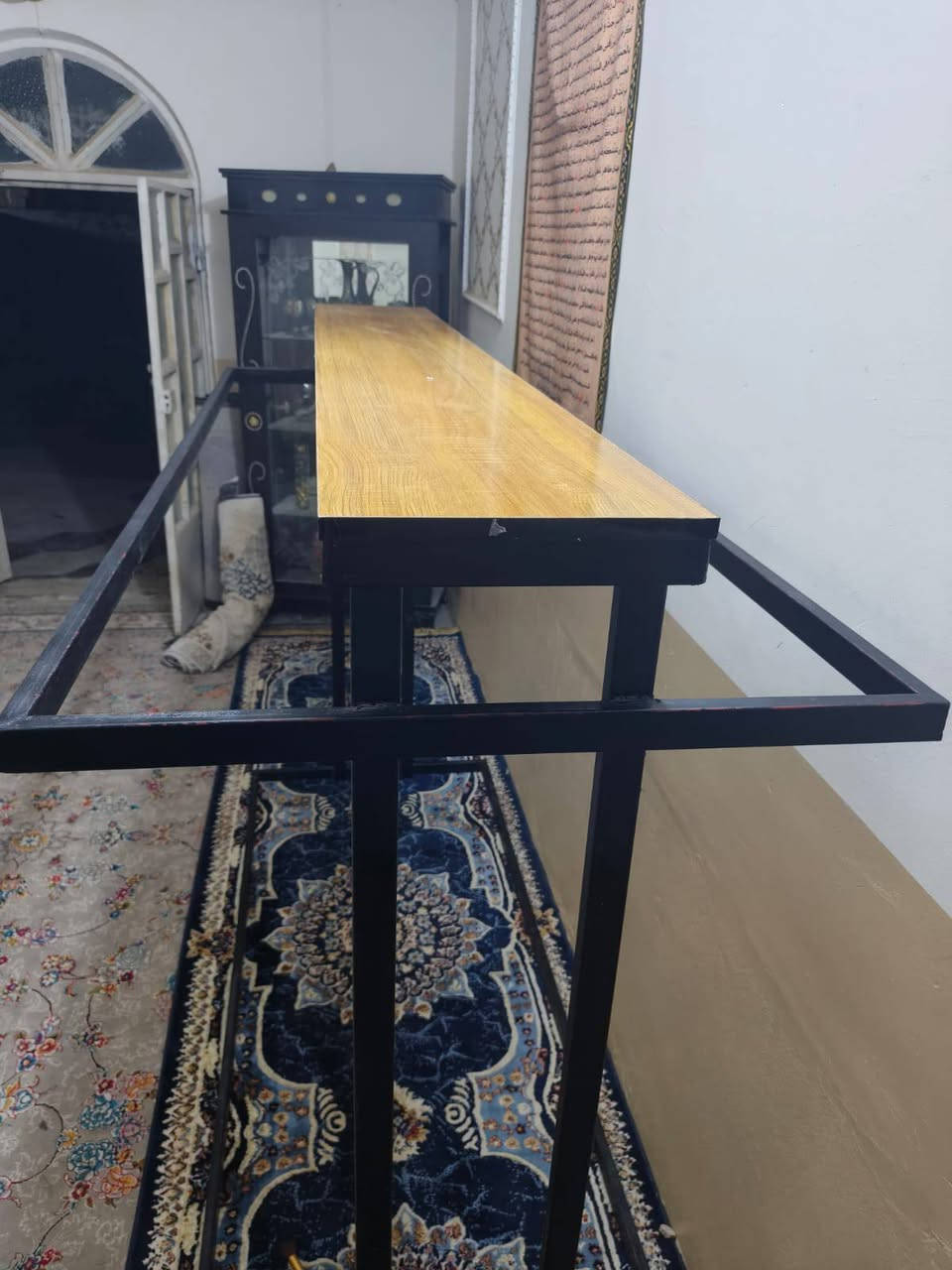 عارضة ملابس    تسگام حديد. ثقيله  طول 2 متر ارتفاع متر ونص لتواصل واتساب***********

