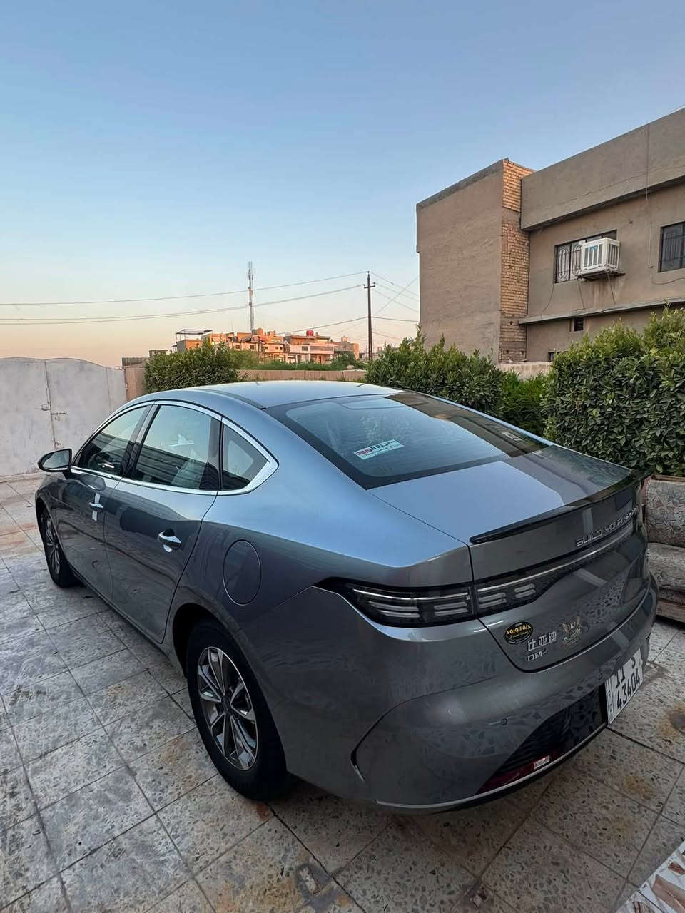 سلام عليكم
BYD دستروير
مواصفات معروفه كفاله 
شاشه قلاب 
الممشه الكلي 7 الف 
مكاني بغداد الغزاليه او حي العدل 
سعر 20مليون و 200  
سنويه بسمي 
رقم بغداد 
تحويل ثاني يوم 

رقم ***********
