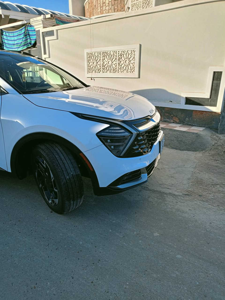 السلام عليكم
سبورتج برستيج موديل24 4x

 حجم لارج  المواصفات بيها فول من كل شي

5 كامرات 

سيارة جديده ماشيه17 الف محرك ٢٥٠٠ 

بانوراما طگتين

كشنات جلد 

جنطة گهرباء وتفتح من تقترب منها

بصمة ابواب وتشغيل وجنطة

فور ويل

تشغيل عن بعد

كراسي كهرباء

تدفئة كشنات تبريد كشنات

ستيرن تدفئة وجلد خياط

خزن كشن السايق ميموري

اشاير بالمري

 لايت اوتو

 اطفاء ذاتي

تبريد قطعتين 

 نزول منحدرات

مانع تزحلق

انظمة قيادة 

بلوجكترات

شاشة كبيره متصله وشاشة تبريد متغيره

عدادات ديجيتال

شحن موبايل امامي وبالكشنات الخلفيه

بل كار بلي واندرويد وكافة الخدمات

شحن وايرليس

انارة داخليه لمس

 لايت زينون لد امامي

بك لايت لد

حساسات خلفيه اماميه

رادارات جانبيه اماميه خلفيه

ويل كب حجم 19 

توقف ذاتي

هاند بريك دگمة

 وبعد بيها هواي مواصفات

السعر 230 وبيه مجال

***********
