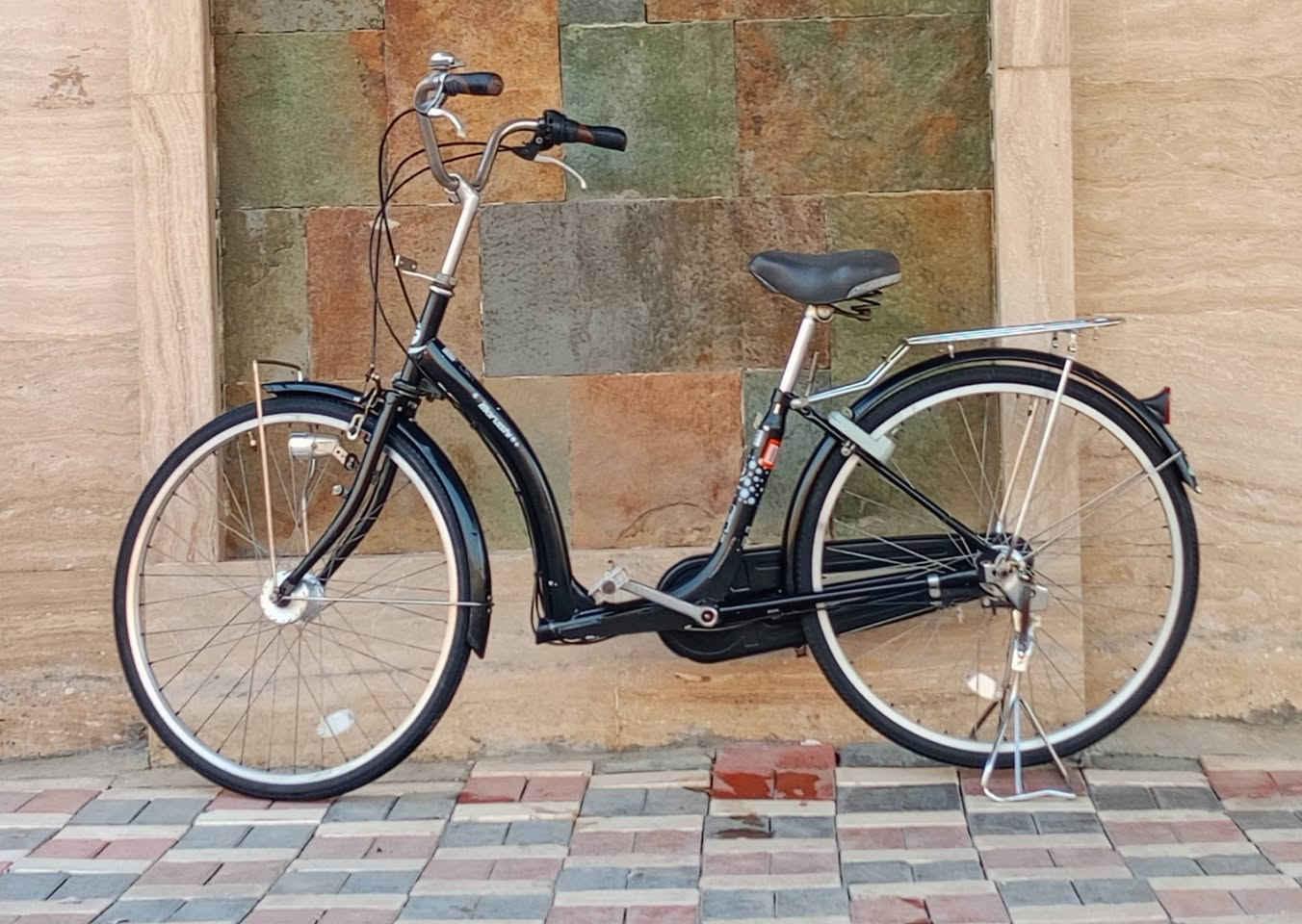 السلام عليكم ورحمة الله وبركاته 🌹
🚲 دراجة هوائية للبيع
🇯🇵 باله أصلي ياباني
🚕 نوع تكسي
📏 حجم 26
✨ نظافة 85–90٪
⚙️ كير أمامي 3 نمر
💡 حساس أمامي
🔧 جميع أجزاء الدراجة شركة

📍 العنوان: كربلاء – طويريج
🚚 تتوفر خدمة توصيل إلى جميع محافظات العراق

📩 للاستفسار أكثر: خاص
📞 أو على الرقم: ***********
