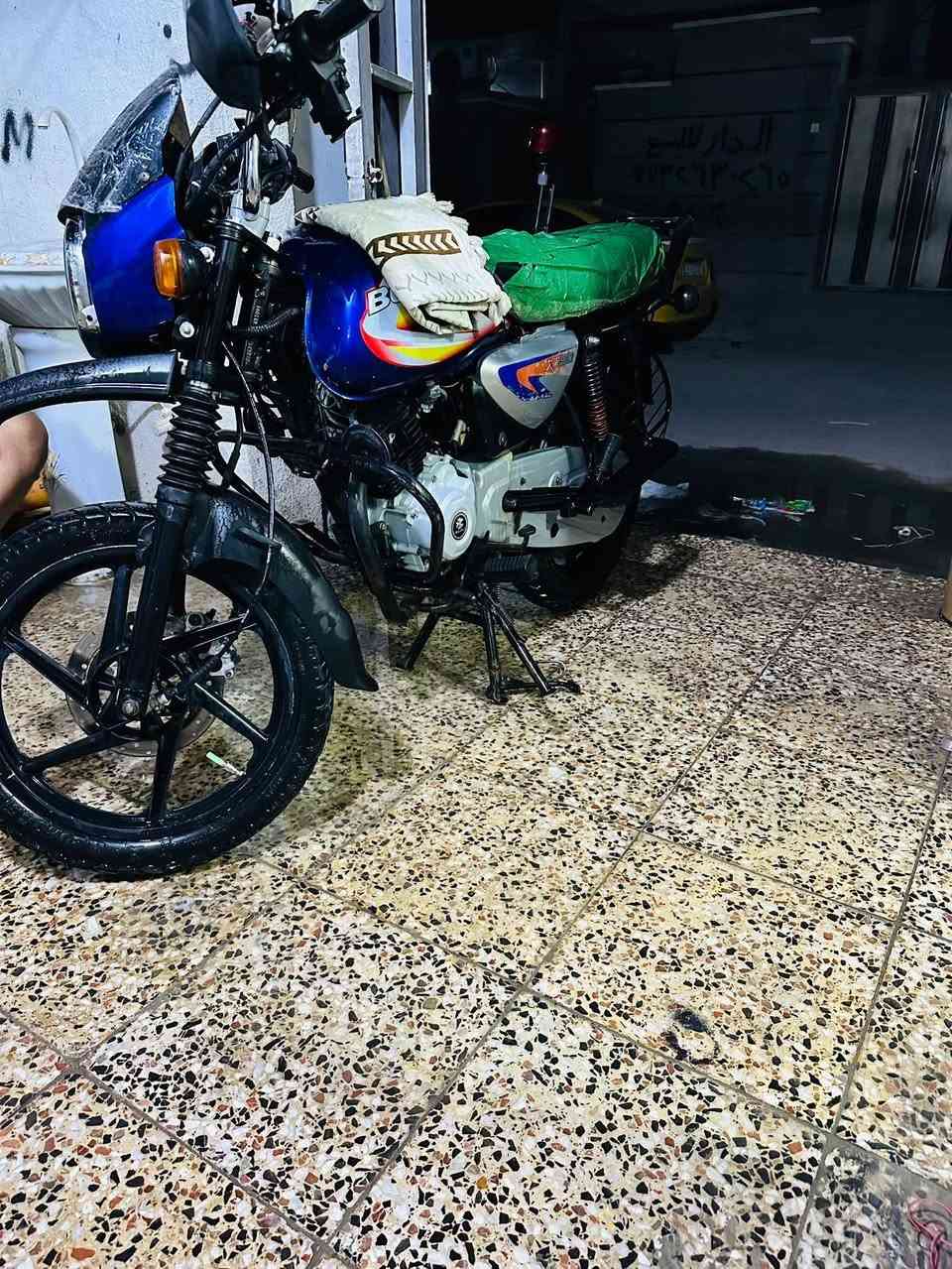 وراق صوليات شرط الترقيم ٧ وصل مصطفى موجوده
بوكسر مديل 23 نازله 24
دراجة زيرو تخبل مكينه نظافته 100٪ كلش خرس
ماشيه 29الف حقيقي لاتنقيص ولاتبخير 
دراجه ستخدام شخصي
تانكي جارد شويه مكاني
 شهداء العبيدي ***********
