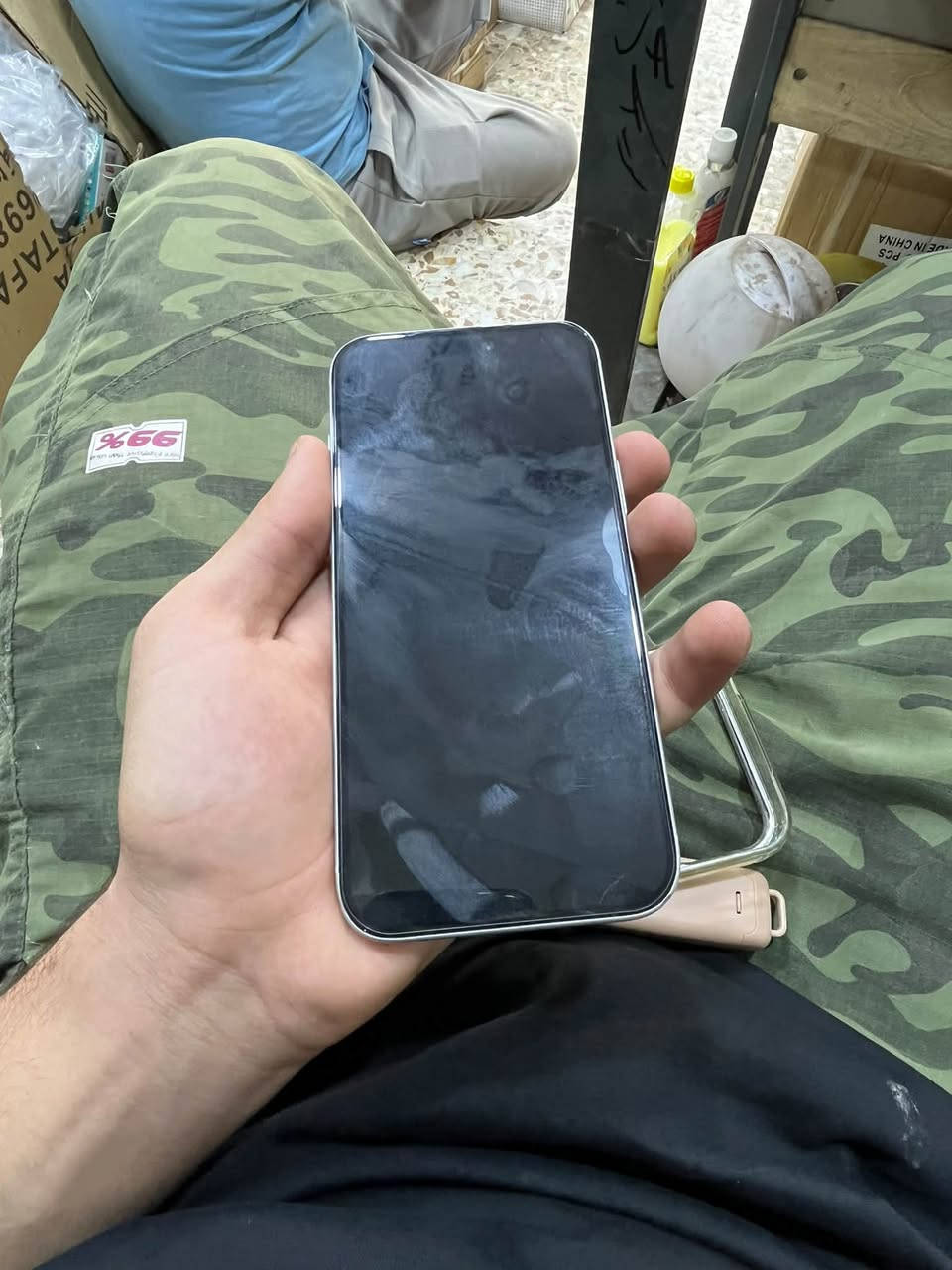 آيفون ١٧ برو ماكس • بطارية ١٠٠٪ • مقفل