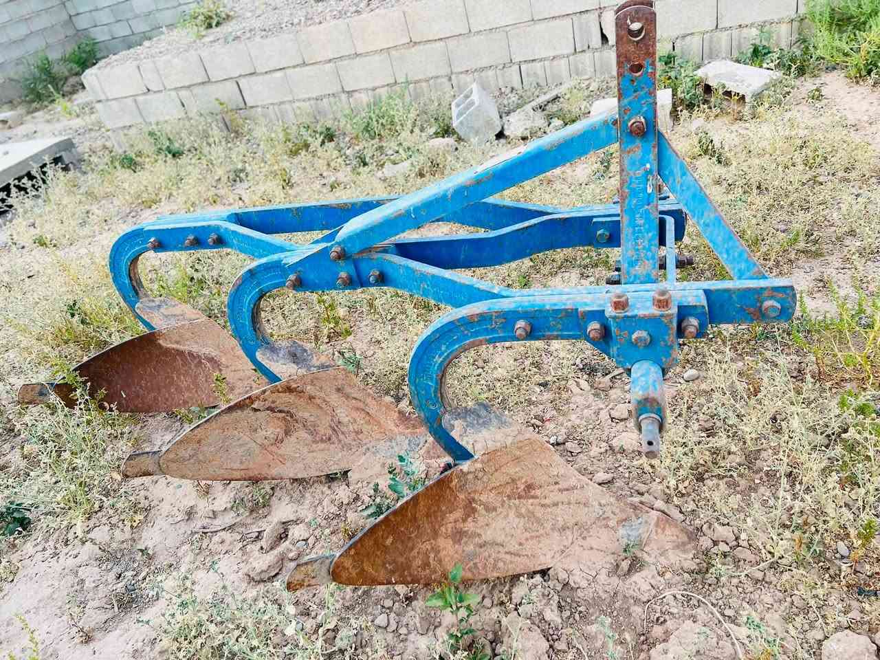 السلام عليكم
ادوات زراعيه للبيع 
فدان وعربانه 
كما موضح بالصور
للاستفسار الاتصال ***********
