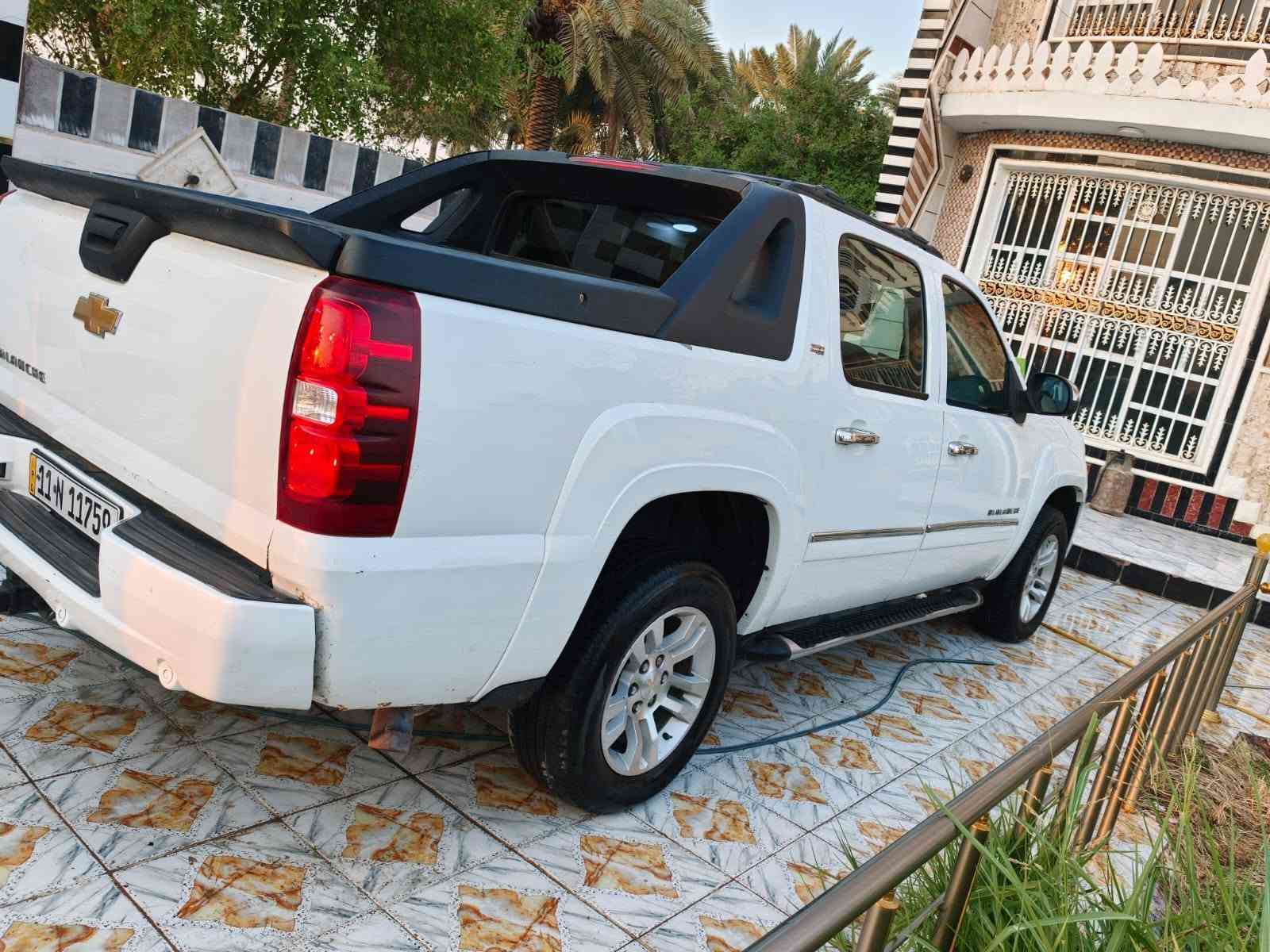 @تاهو فلانج 2013 رقم بغداد الدولي سياره جديده وجاهزه من كل شيء صبغ جاملغ  خلفي بدون اضرار داخليه السياره فول مواصفات عده بصمه كير مكينه حداديه تخم تاير كله جديد سعر 138 هاتف***********
