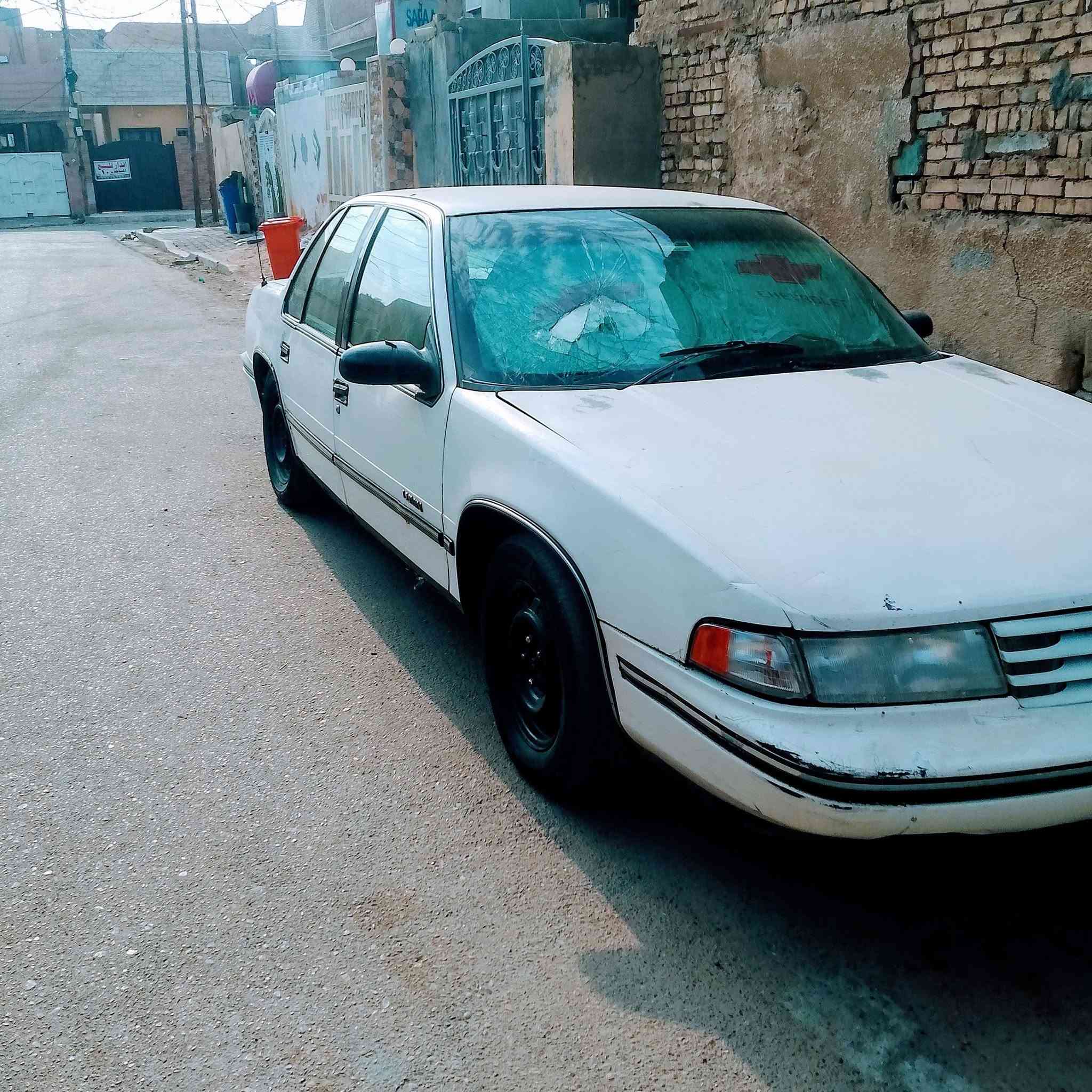 سلام عليكم لومينا 92 محرك اولدز وكير خمس نمر بلادي رقم كركوك سنوية نافذة شرط تحويل وكالة لسعر 20$ وبه المجال بدون ضربة صبغ بلادي  مكانه بغداد حسينية ***********
