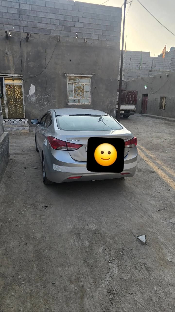 لنتره مديل ١٥ سياره جديده تخبل مكينه كير تبريد كفاله متومه طبق لصل مكانه بل بصره سعر ٥٠ وببه مجال ***********
