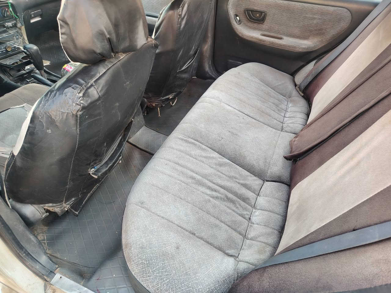 سوناتا 2موديل 94مفتوح كير اوتماتيك رقم مميز بغداد بأاسمي السعر 32وبيها مجال الاستفسار الاتصال على الرقم ***********
