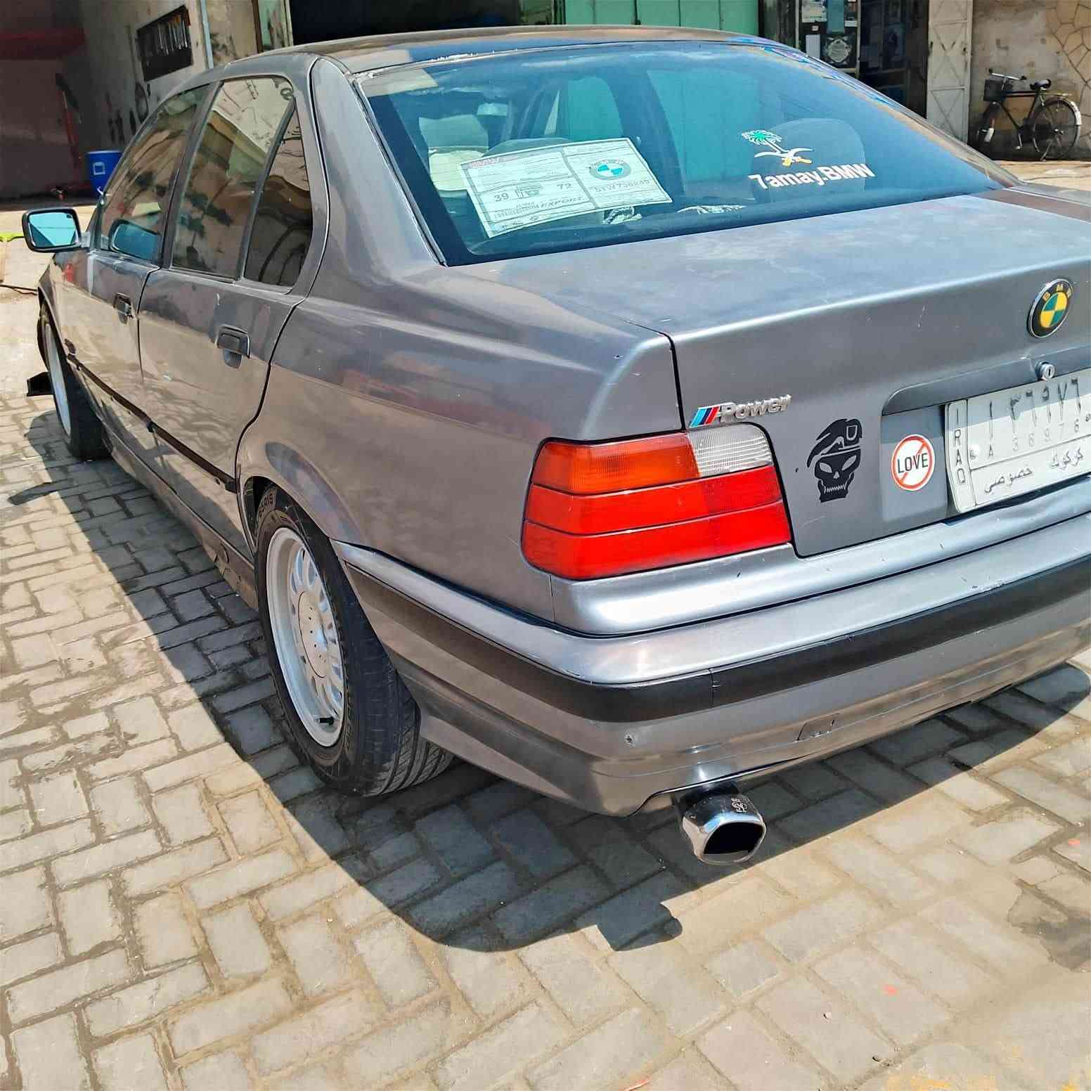 السلام عليكم BMW رقم كركوك موديل 1991
العنوان بغداد الدوره السعر 28
***********
