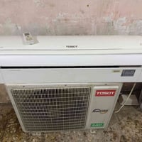 توسوت انفيرتر 2 طن شغال تدفئه وتبريد غاز مقفول نقص بوري فقط 350الف قفل...