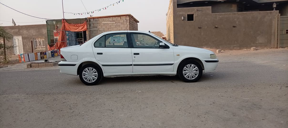سياره جاهزه سنويه لل29 ابسمي مكينه سعرها ٣٥ وبيه مجال كير حداديه رقم ذي قار ومكاني ناصريه مركز رقمي ***********

