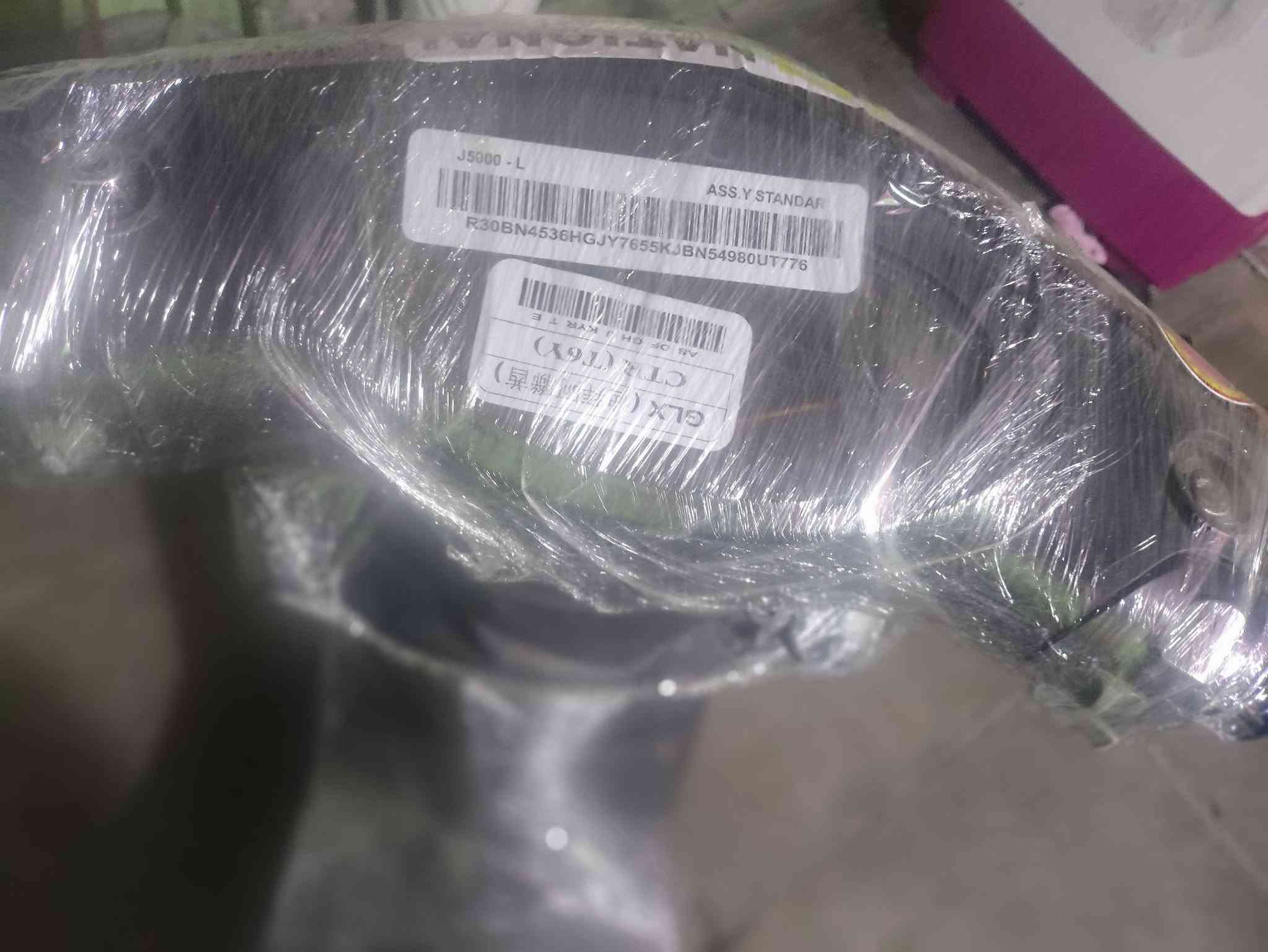 ماكس ثعلب • ١٤٠ • نضيف
