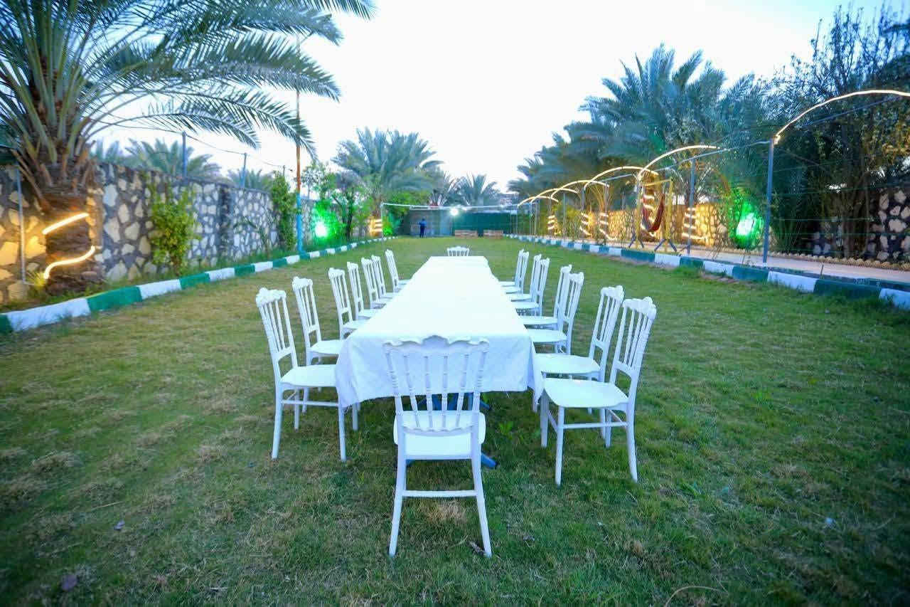 ليس الوحيدين ولكننا الافضل مزرعة نسيم الريف الترفيهيه مكانك الاجمل من حيث المساحه استقبال المناسبات الاجتماعية واعياد الميلاد و عقد قران والطهور والولائم الكبيره توجد مساحه كبيره وكراج كبير  للحجز *********** العنوان حله طريق العلويه شريفه بنت الحسن مقابل حسينية سيد شاكر مجدي القصير
