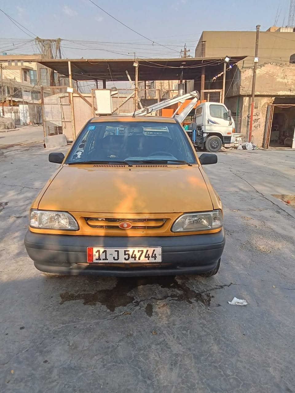 سايبة ٢٠١٦ بيها بس جاملغ كير محرك كفالة السعر ٢٩ مكان بغداد ***********
